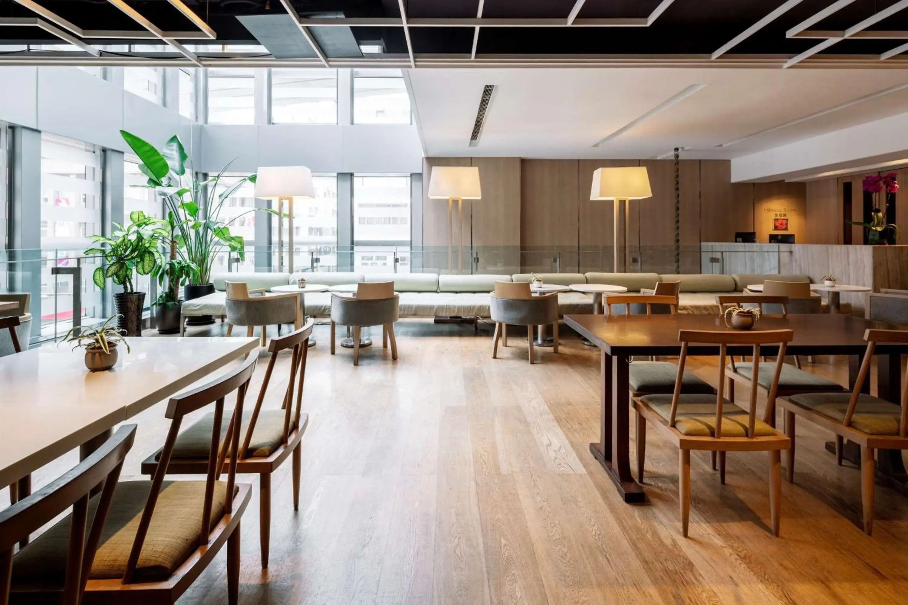 Restaurant/places to eat in Jen Hong Kong by Shangri-La Restaurant/places to eat in Jen Hong Kong by Shangri-La