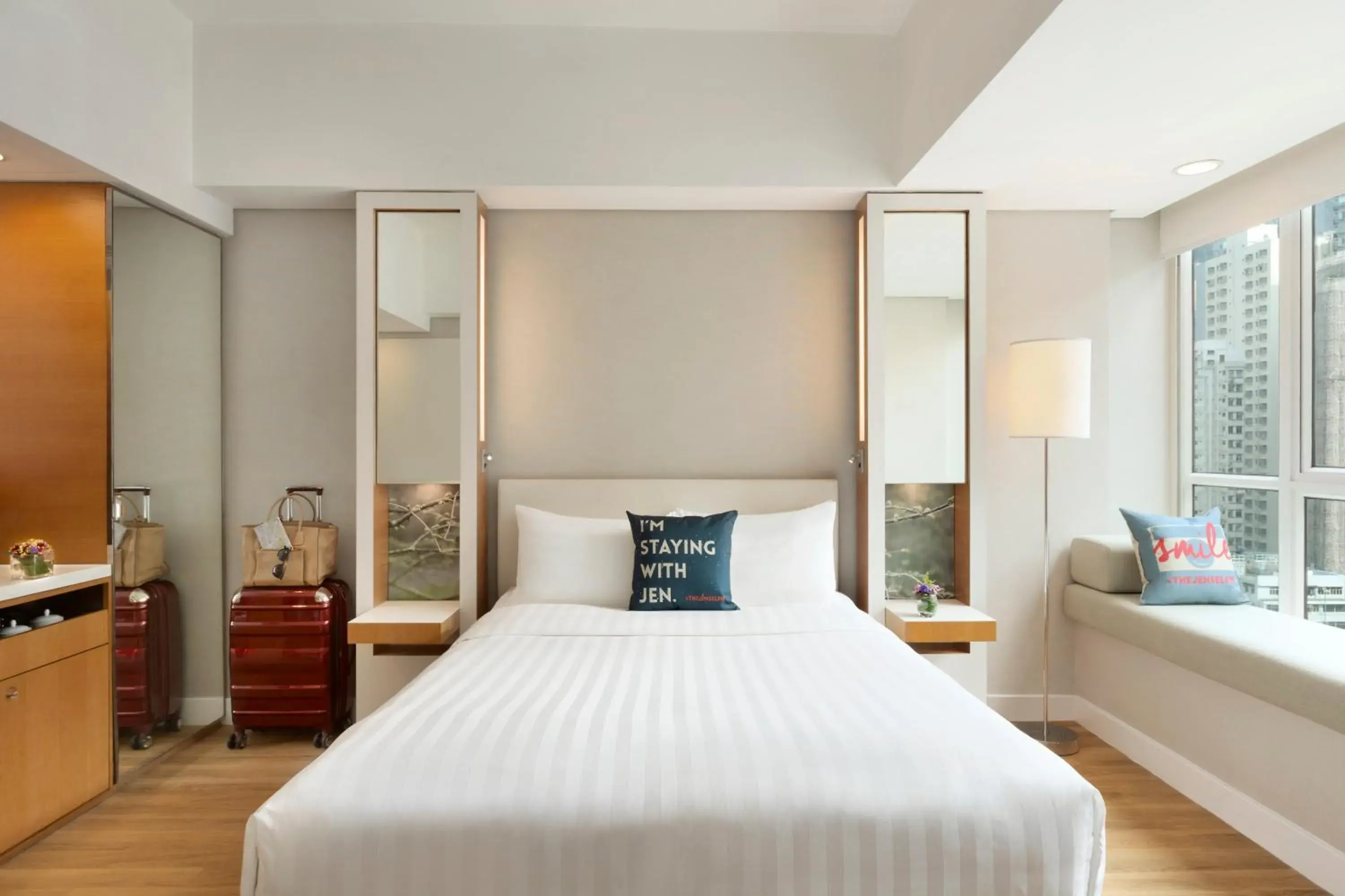 Bed in Jen Hong Kong by Shangri-La Bed in Jen Hong Kong by Shangri-La