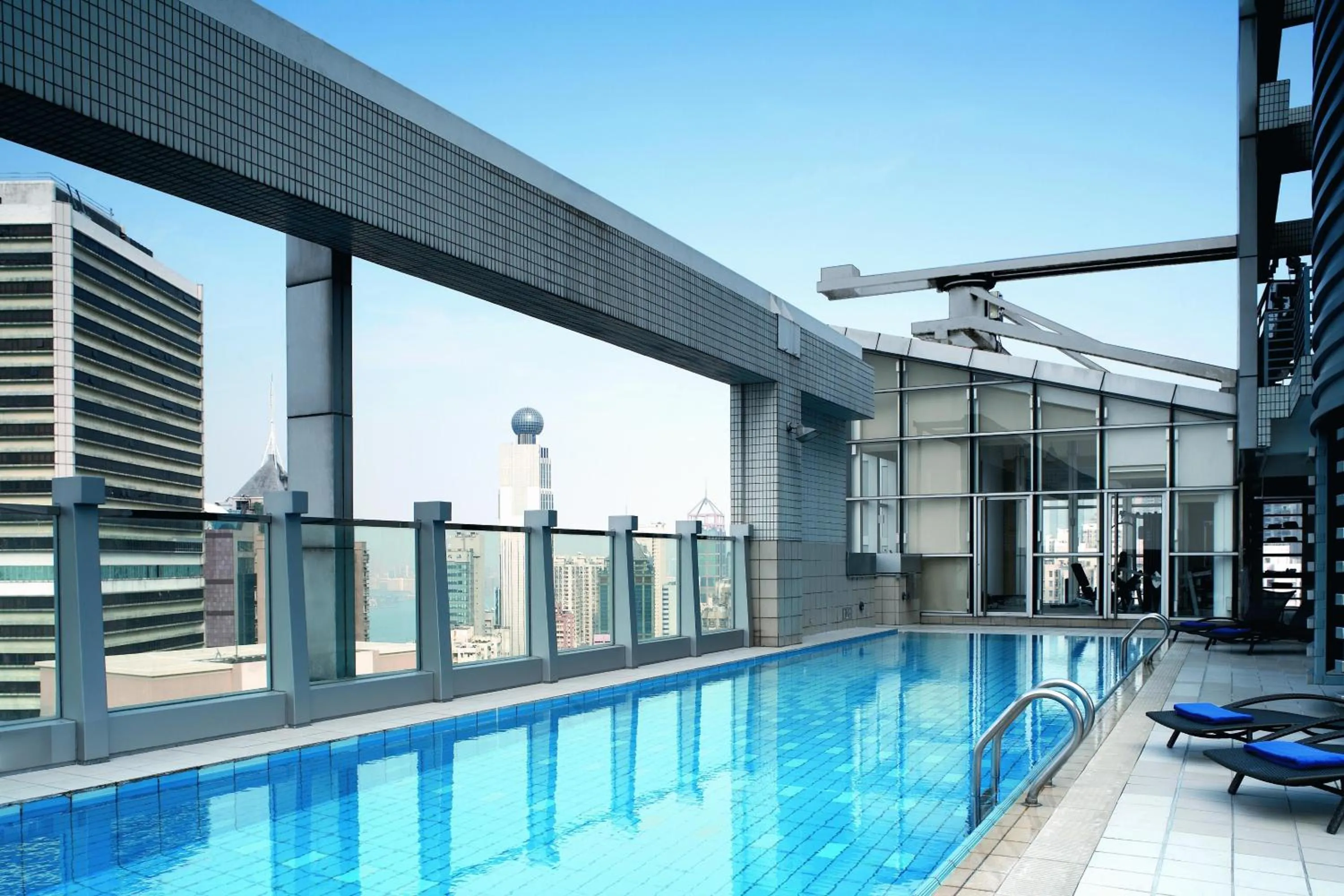 Swimming pool in Jen Hong Kong by Shangri-La