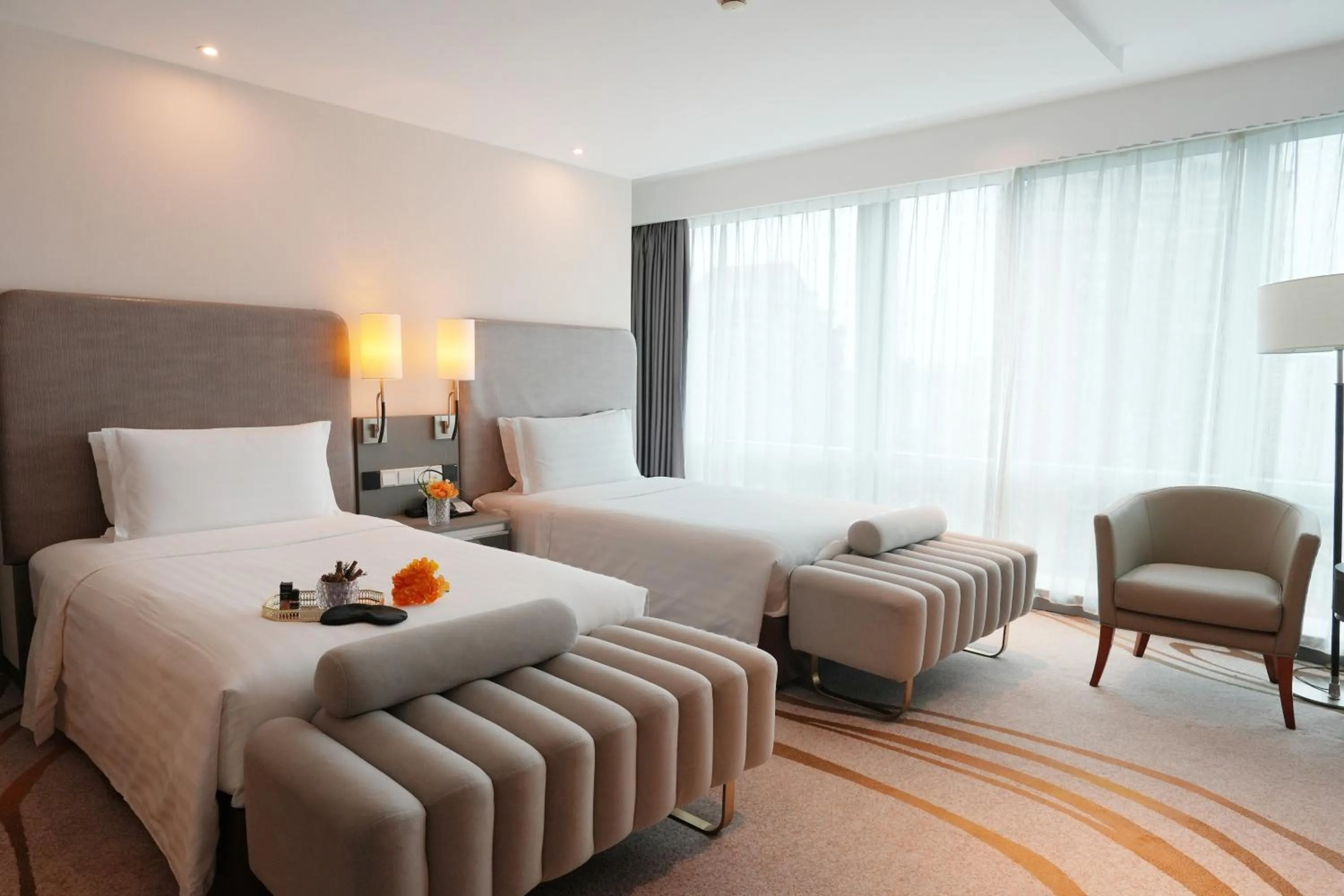 Bedroom, Bed in Pullman Shanghai Central - In XinTianDi & Yu Garden Area