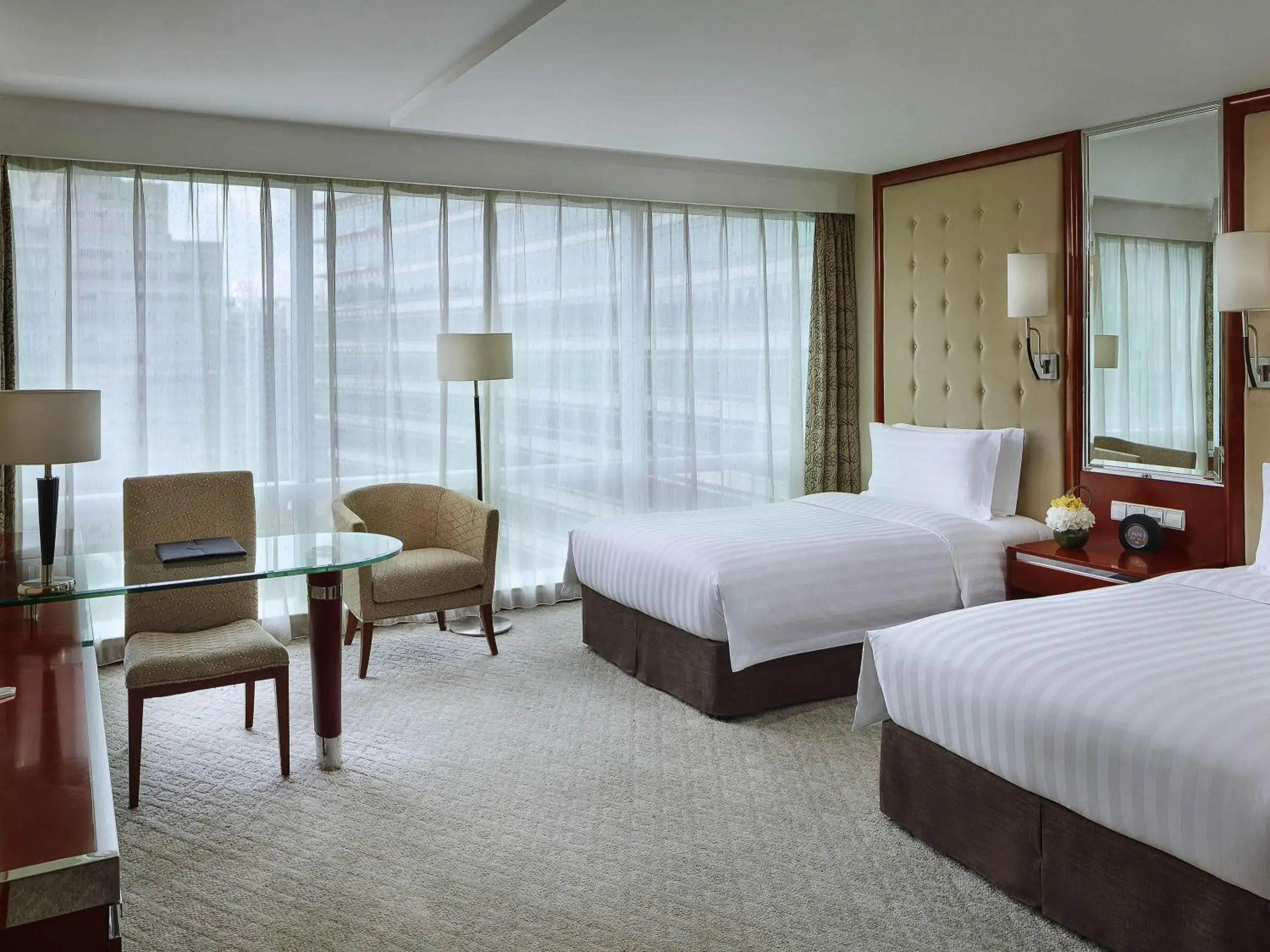 Bedroom, Bed in Pullman Shanghai Central - In XinTianDi & Yu Garden Area Bedroom, Bed in Pullman Shanghai Central - In XinTianDi & Yu Garden Area