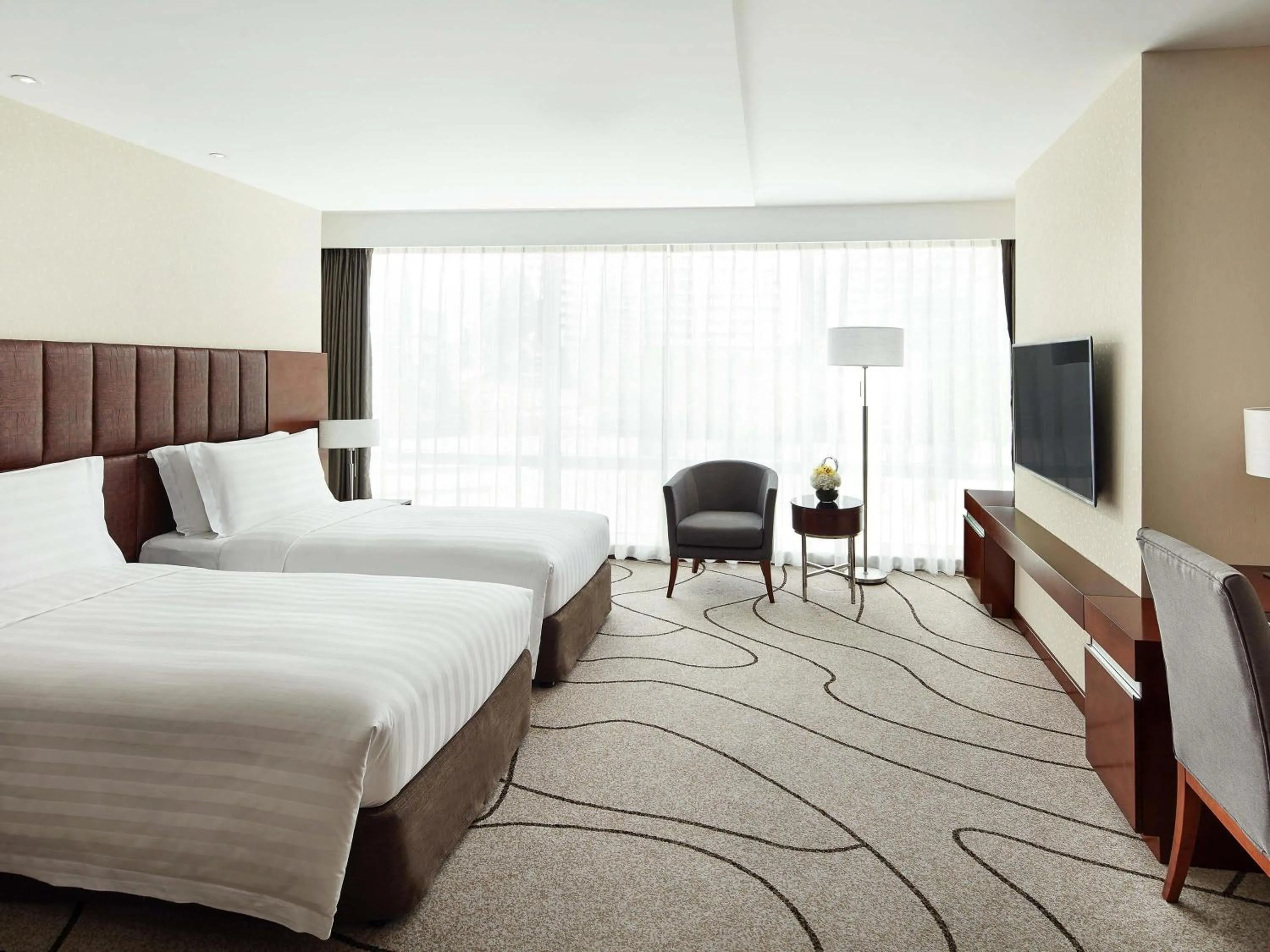 Bedroom, Bed in Pullman Shanghai Central - In XinTianDi & Yu Garden Area