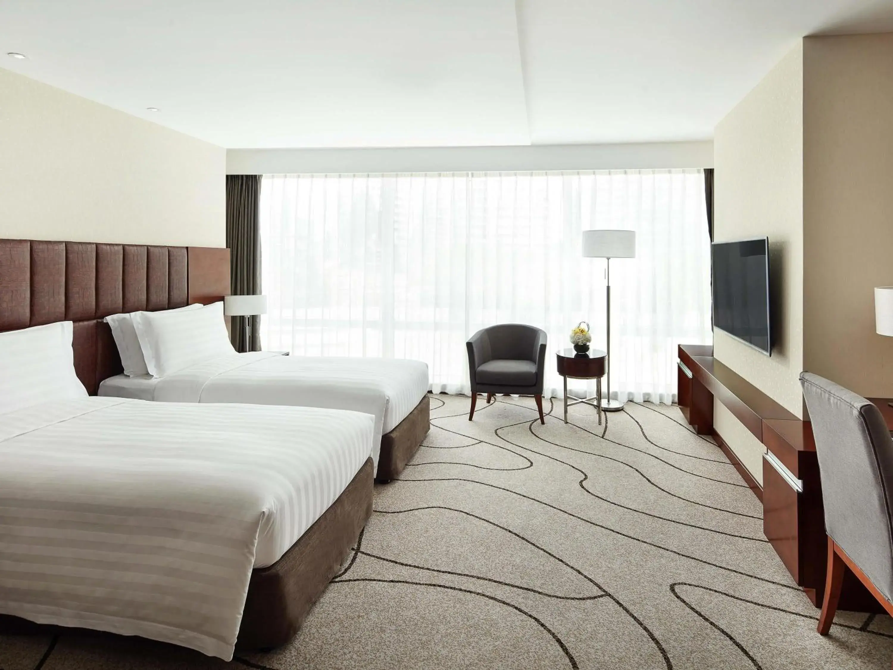 Bedroom, Bed in Pullman Shanghai Central - In XinTianDi & Yu Garden Area Bedroom, Bed in Pullman Shanghai Central - In XinTianDi & Yu Garden Area