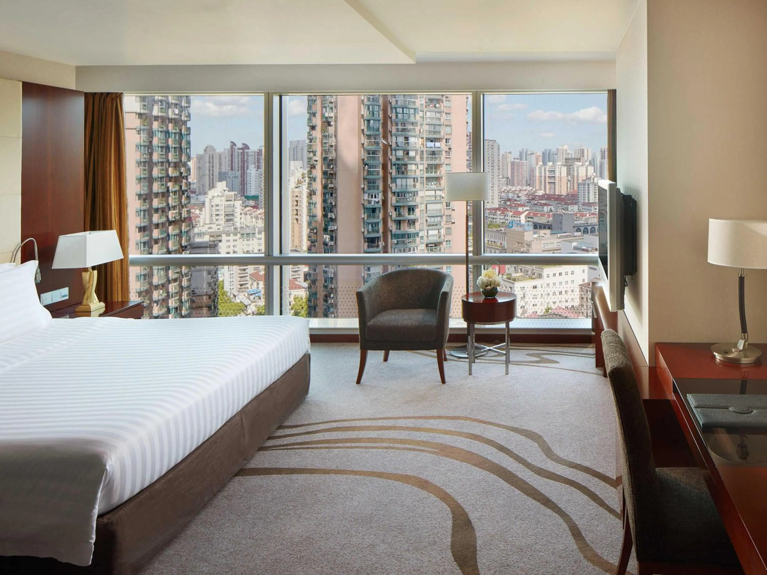 Bedroom, Bed in Pullman Shanghai Central - In XinTianDi & Yu Garden Area