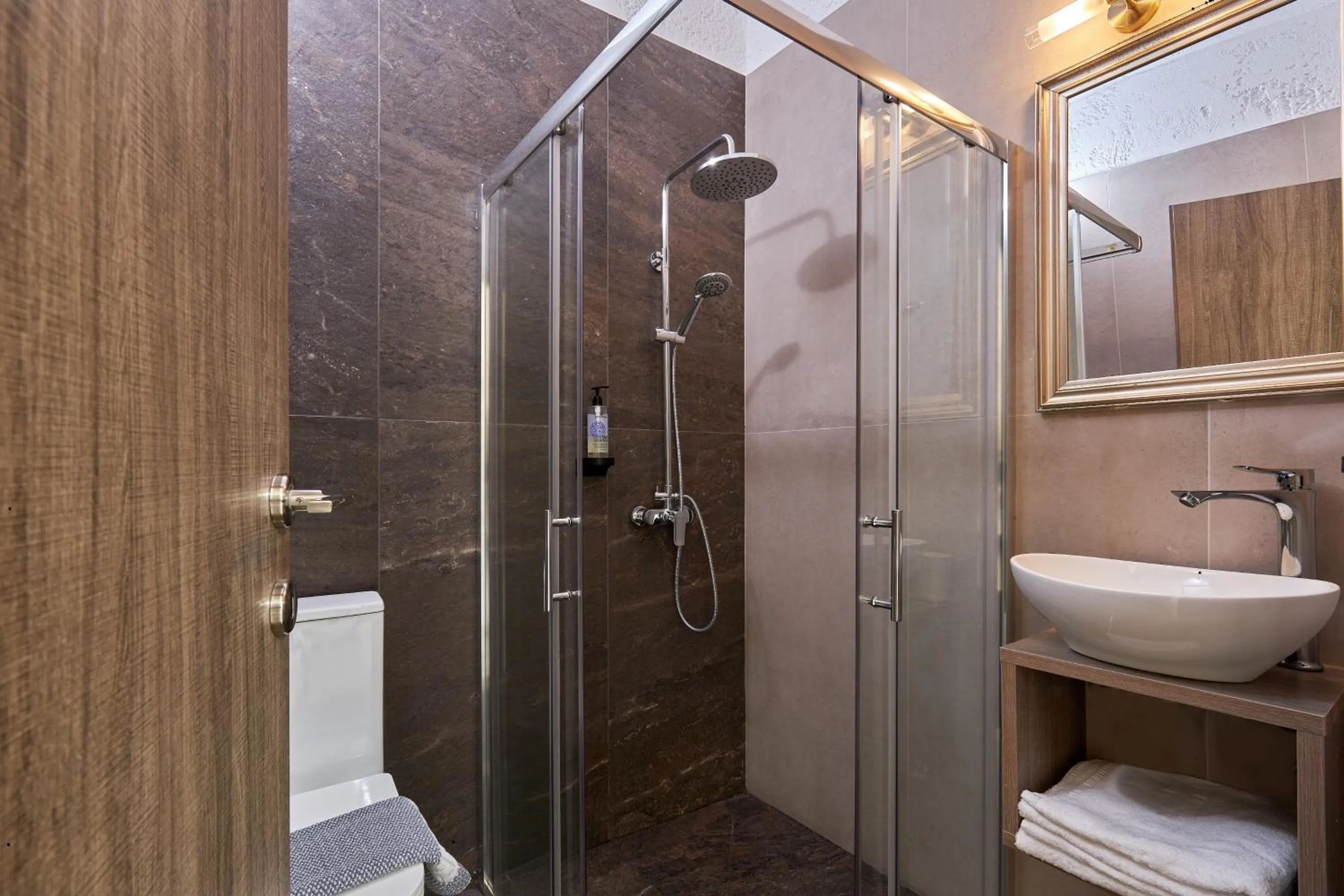 Shower in Charm Hotel, Hersonissos