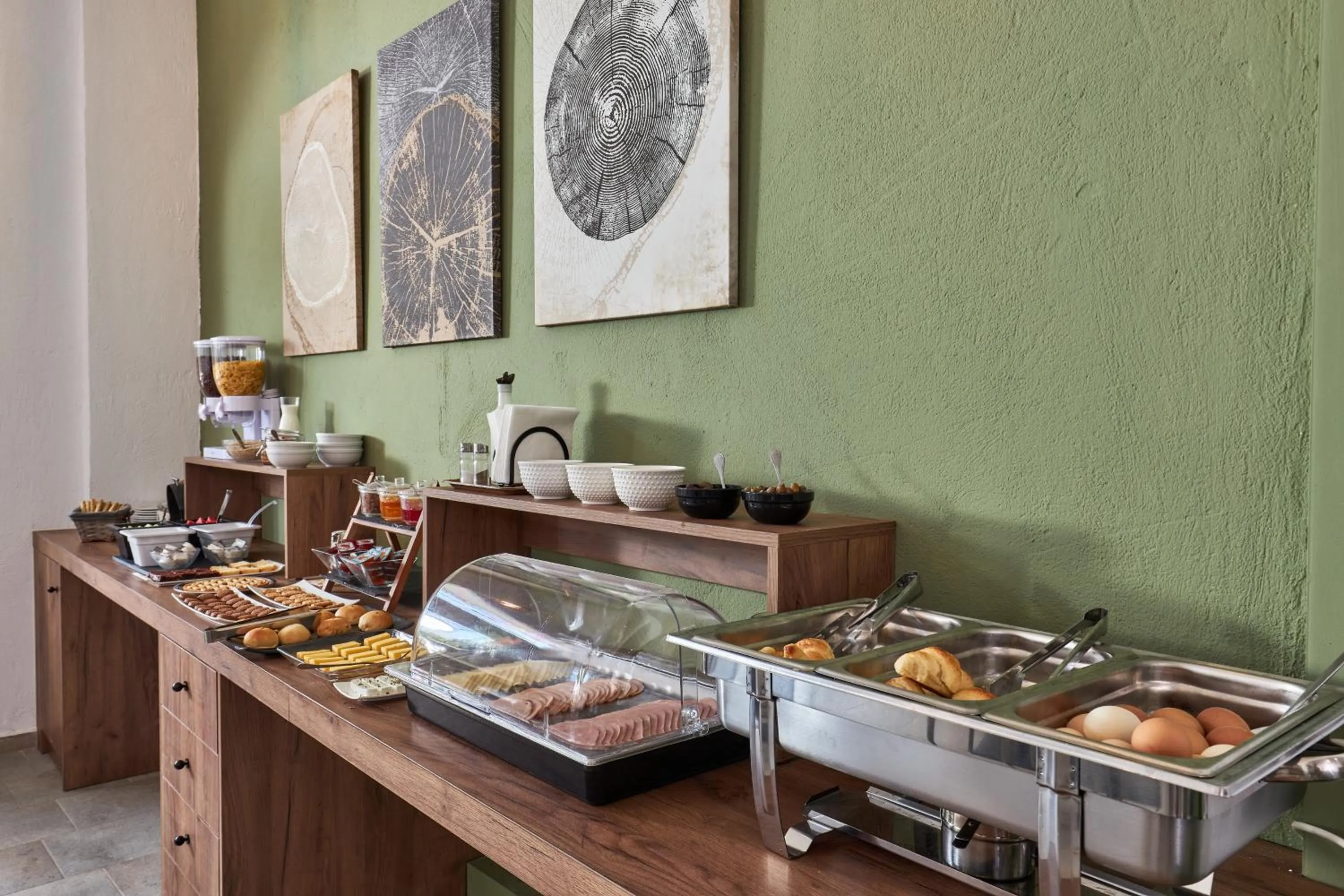 Buffet breakfast in Charm Hotel, Hersonissos