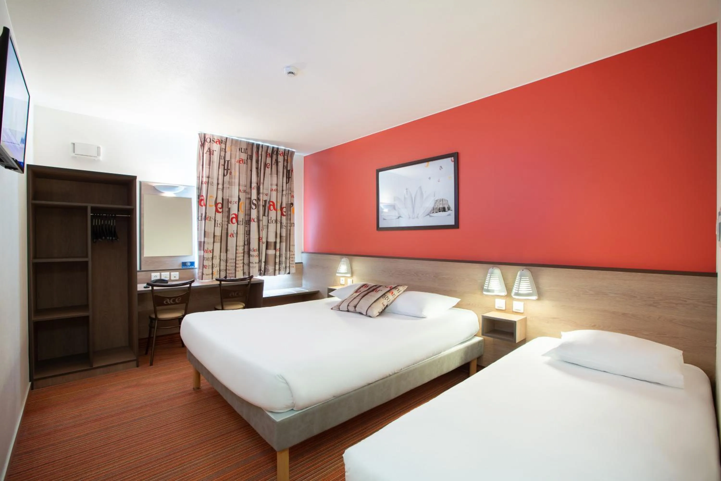 Triple Room in Ace Hotel Brive