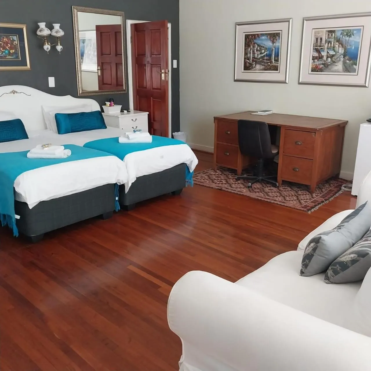 Bed in Convent Hill Lodge