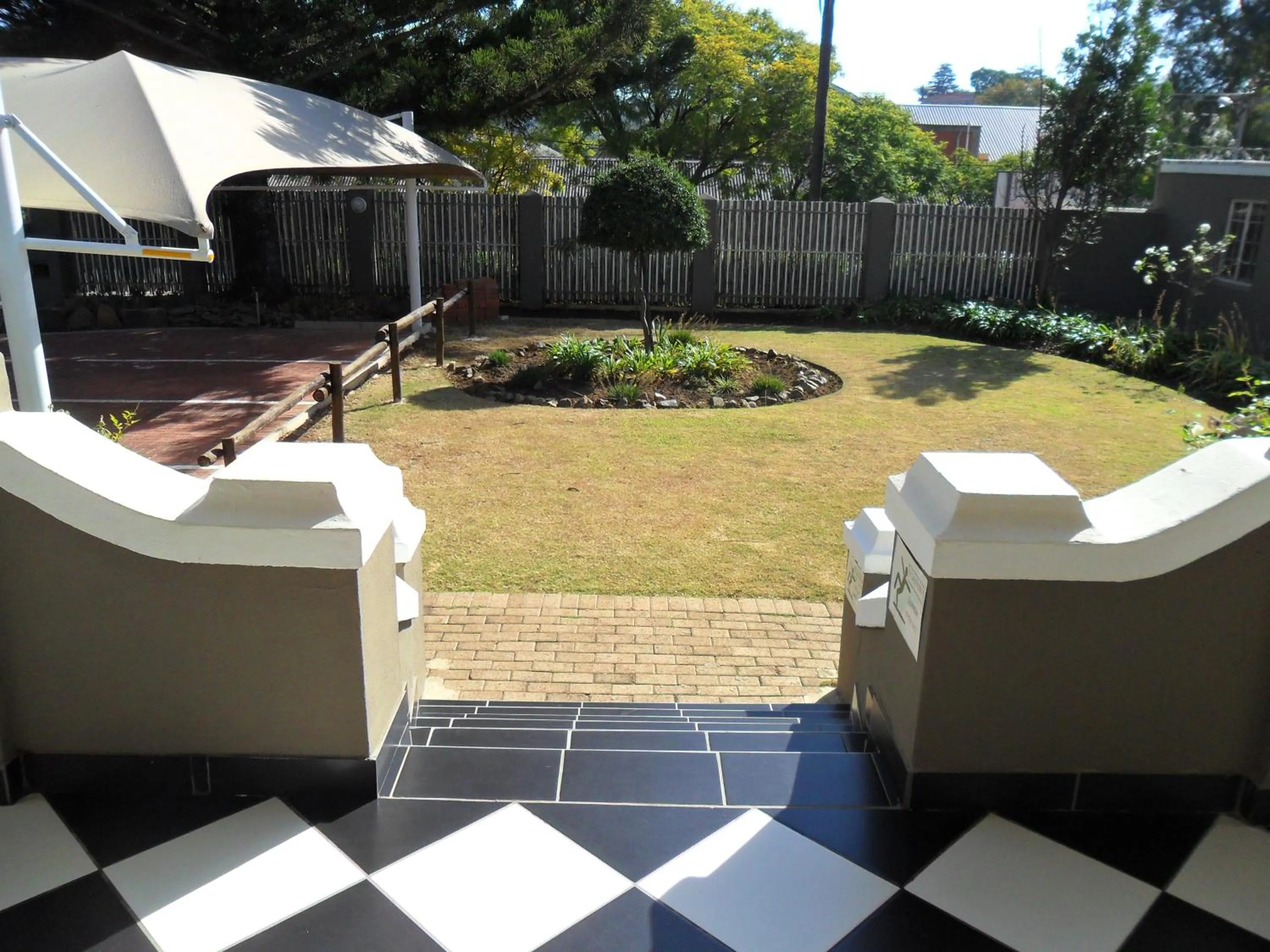 Garden in Convent Hill Lodge