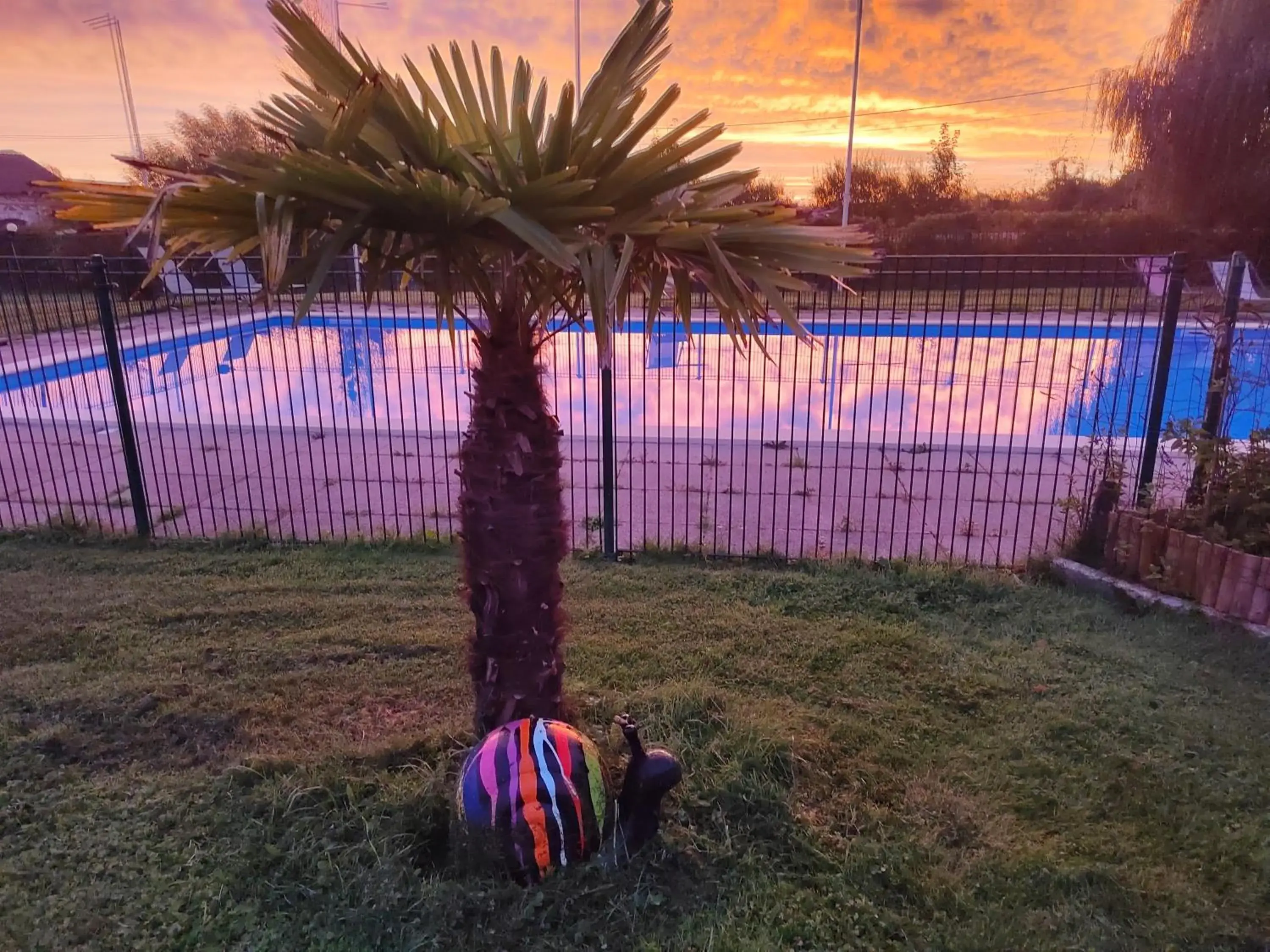 Swimming pool in Relais Saint Michel Swimming pool in Relais Saint Michel