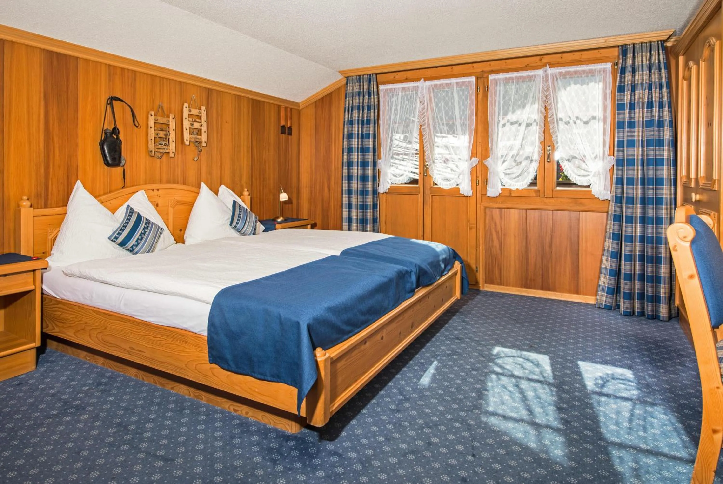 Photo of the whole room in Hotel Dufour Alpin Superior - Adults only