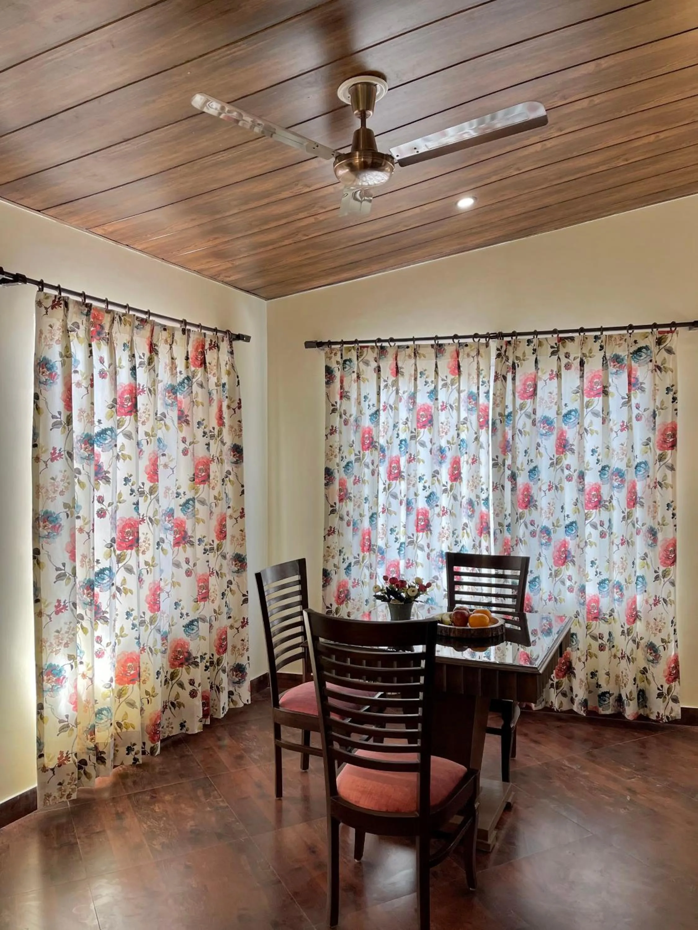 Dining area in Tree of Life Highlands Mussoorie