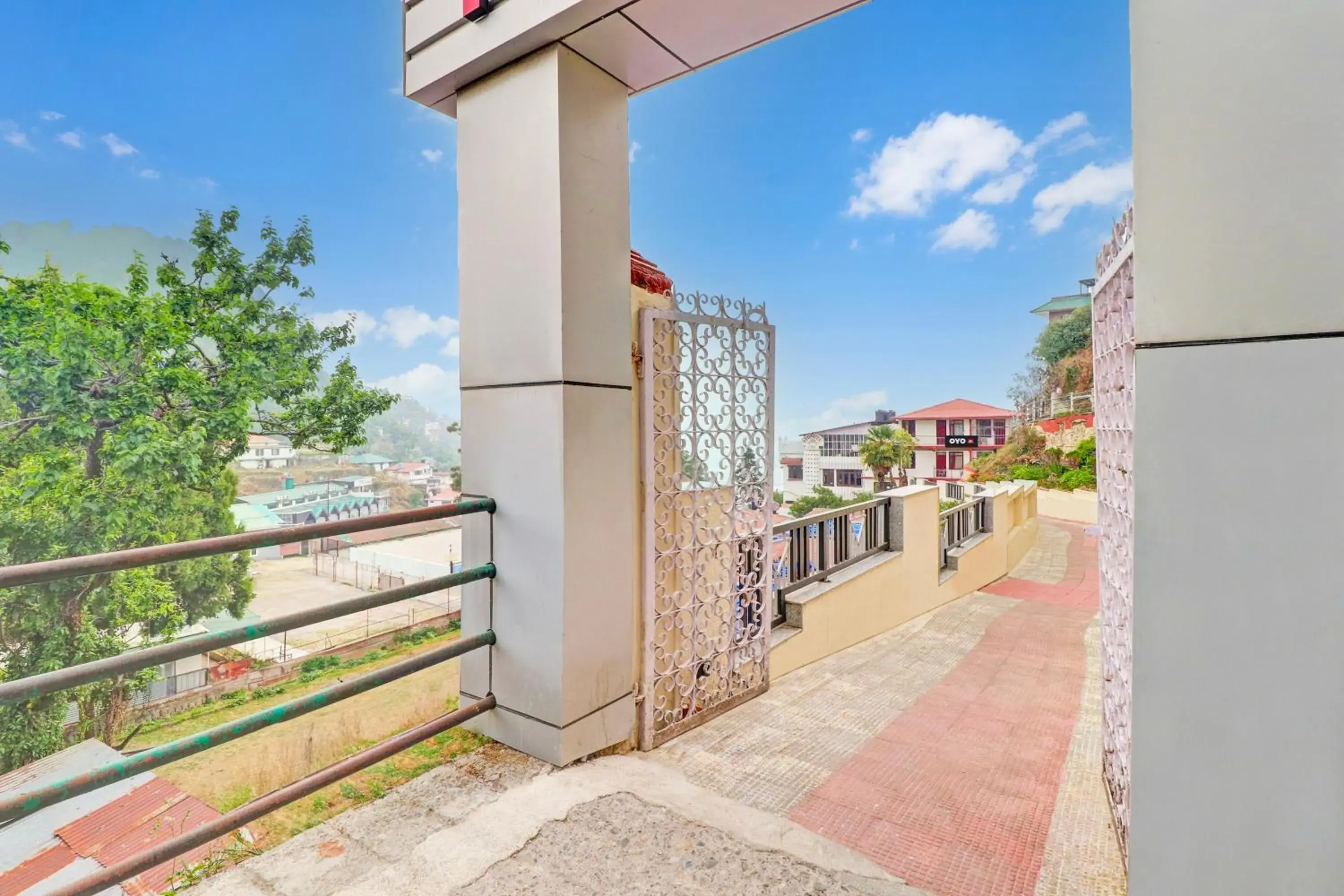 Facade/entrance in Super Collection O Pioneer Facade/entrance in Super Collection O Pioneer