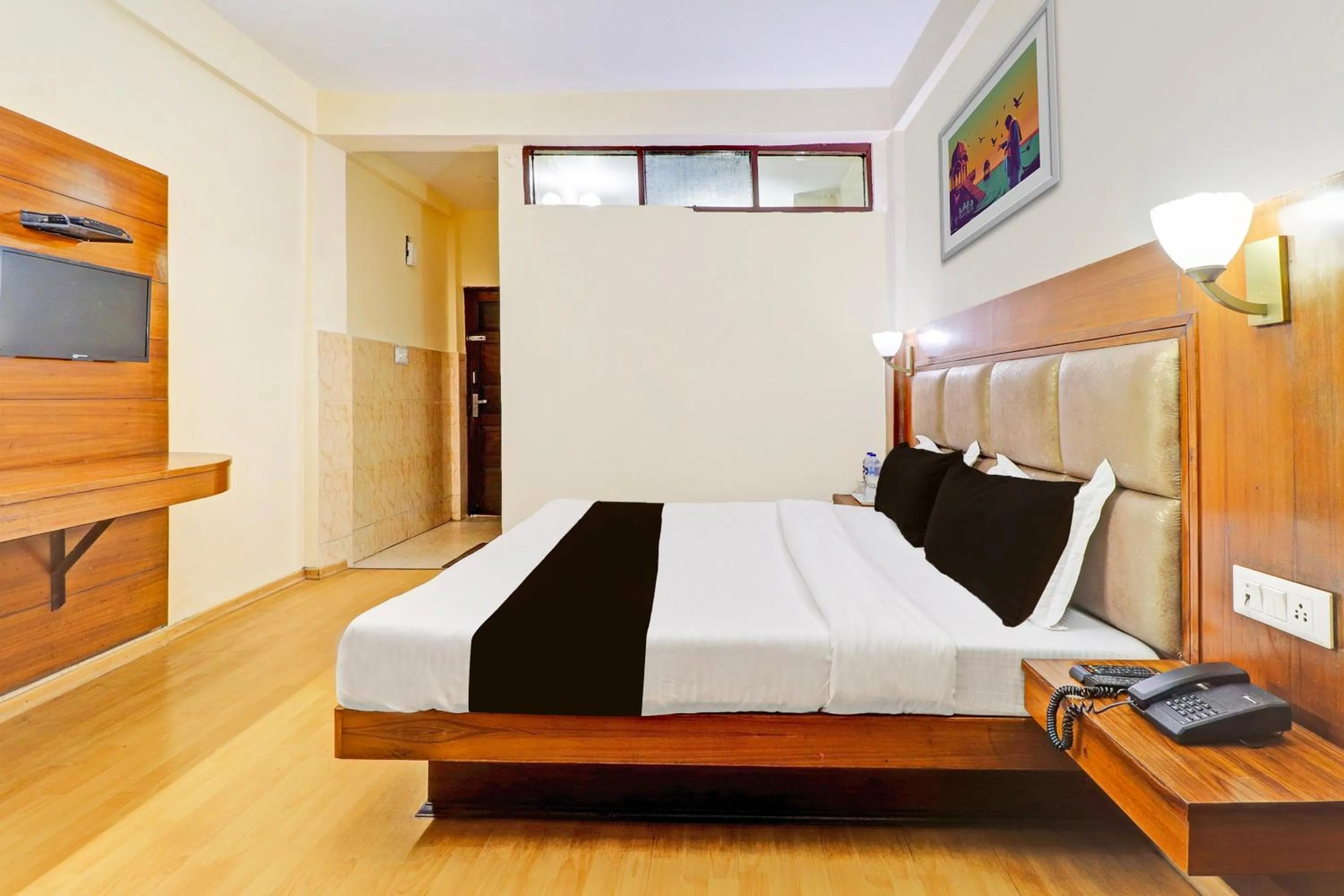 Bedroom, Bed in Super Collection O Pioneer