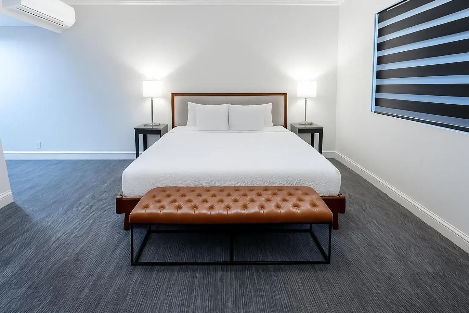 Bed in The Live Hotel Bed in The Live Hotel