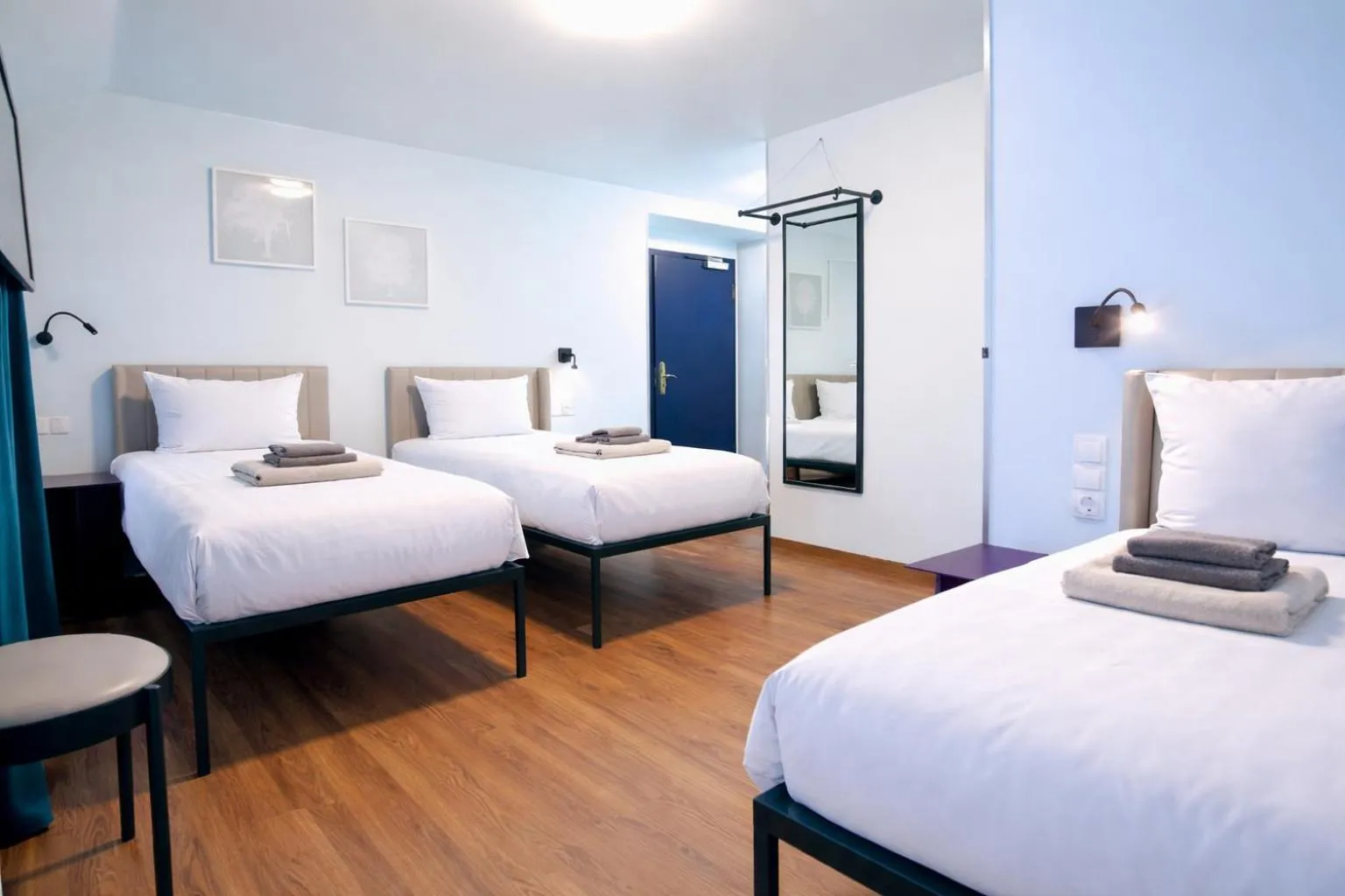 Photo of the whole room, Bed in Das Schreder Hotel - Munich Free Parking