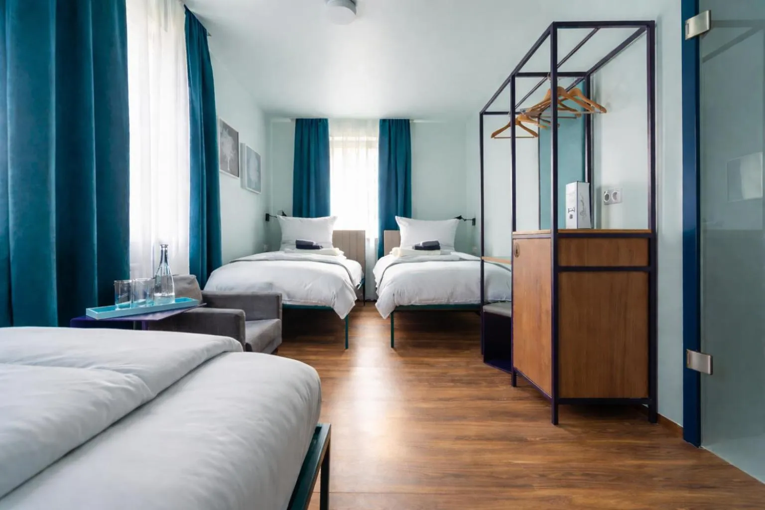 Bed in Das Schreder Hotel - Munich Free Parking