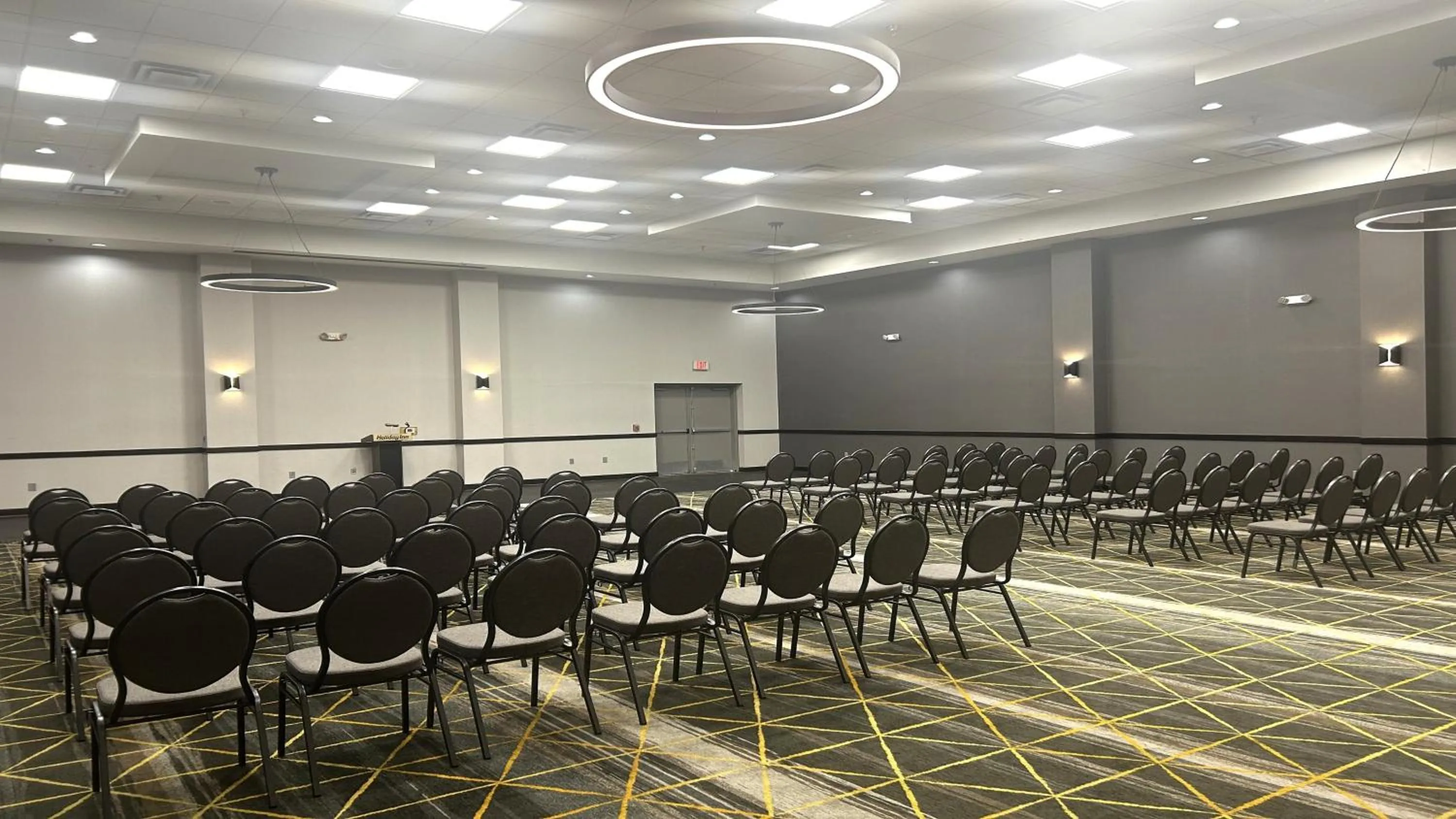 Meeting/conference room in Holiday Inn Phoenix-Mesa Chandler by IHG