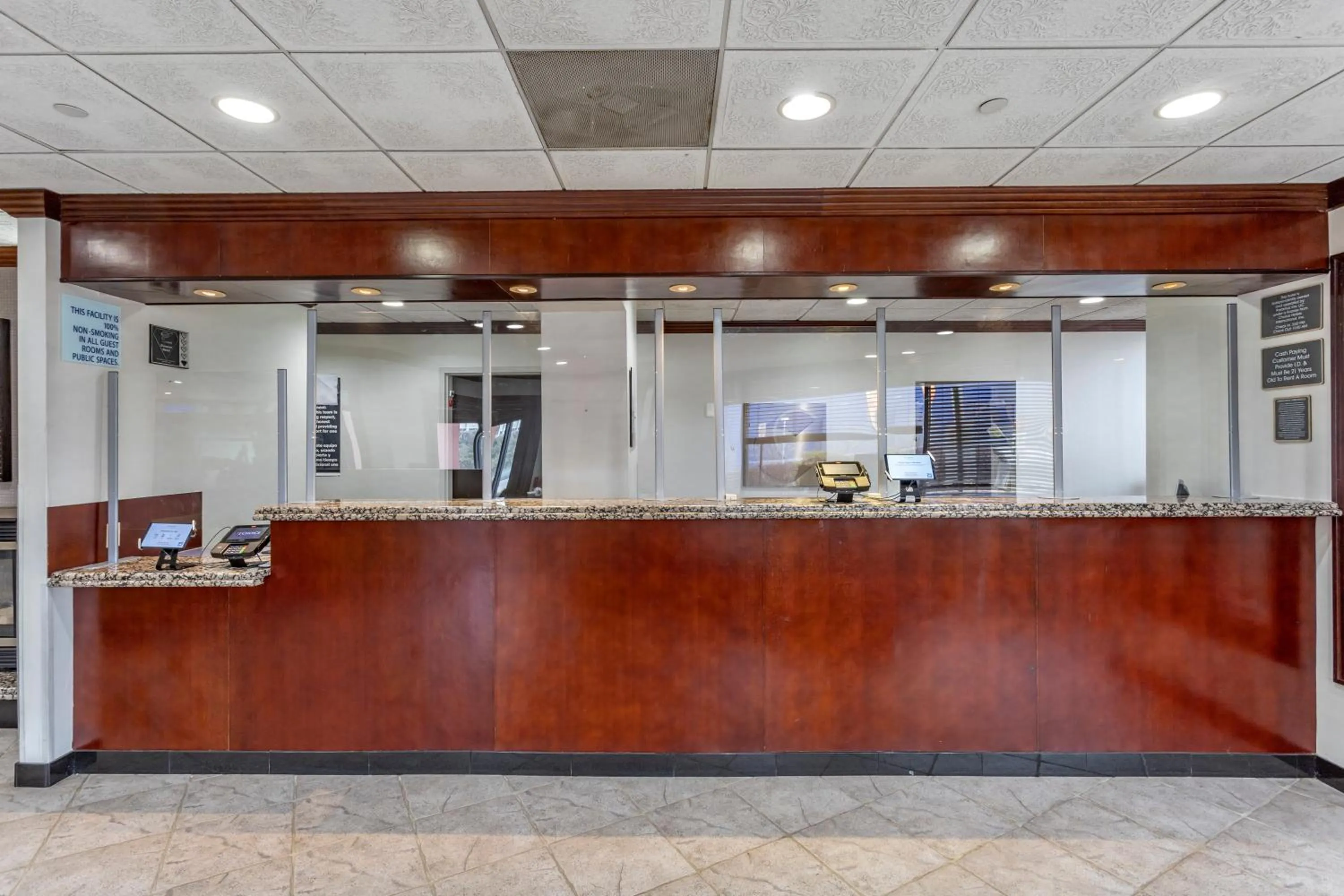 Lobby or reception in Comfort Inn Paramus - Hackensack