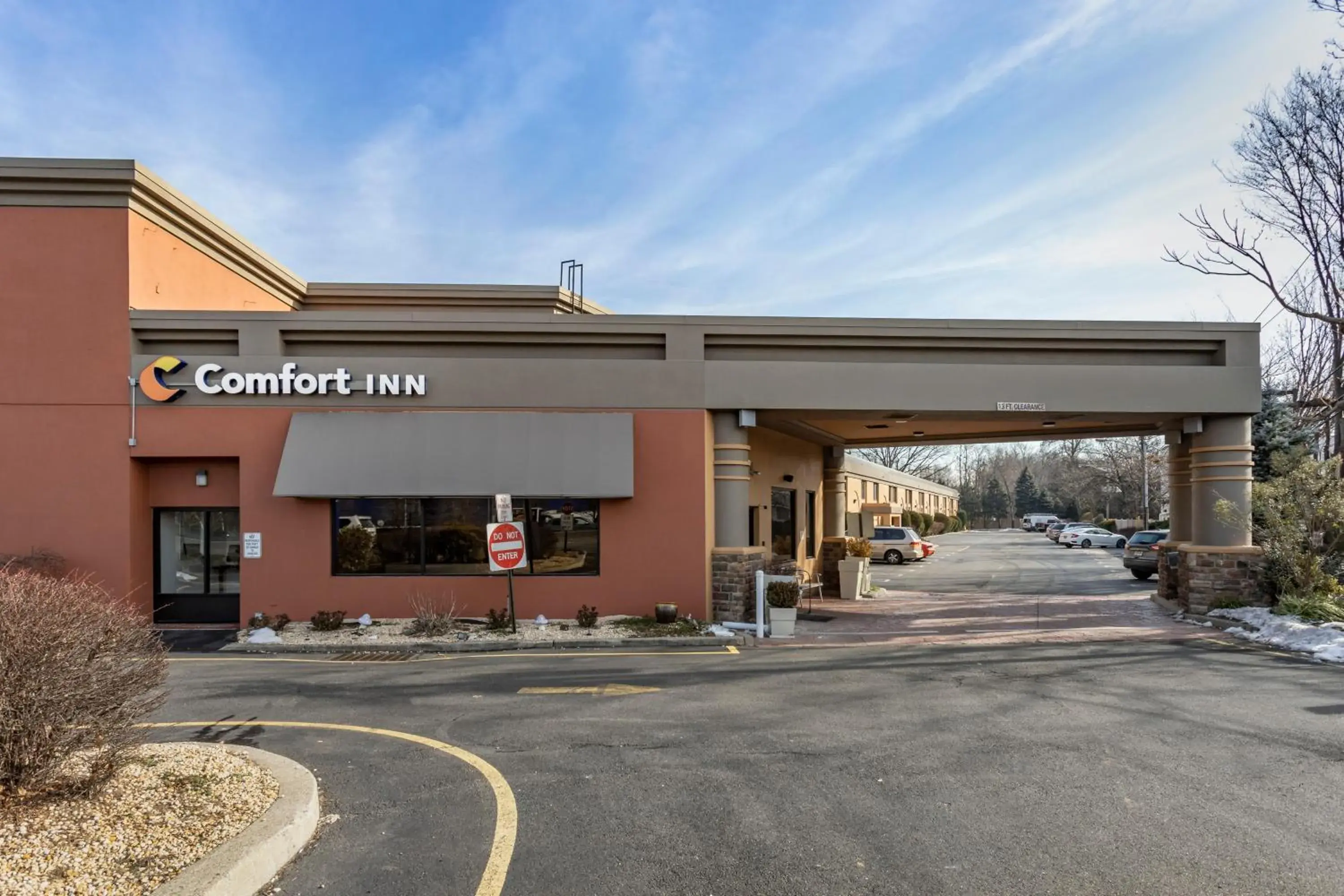 Property building in Comfort Inn Paramus - Hackensack Property building in Comfort Inn Paramus - Hackensack