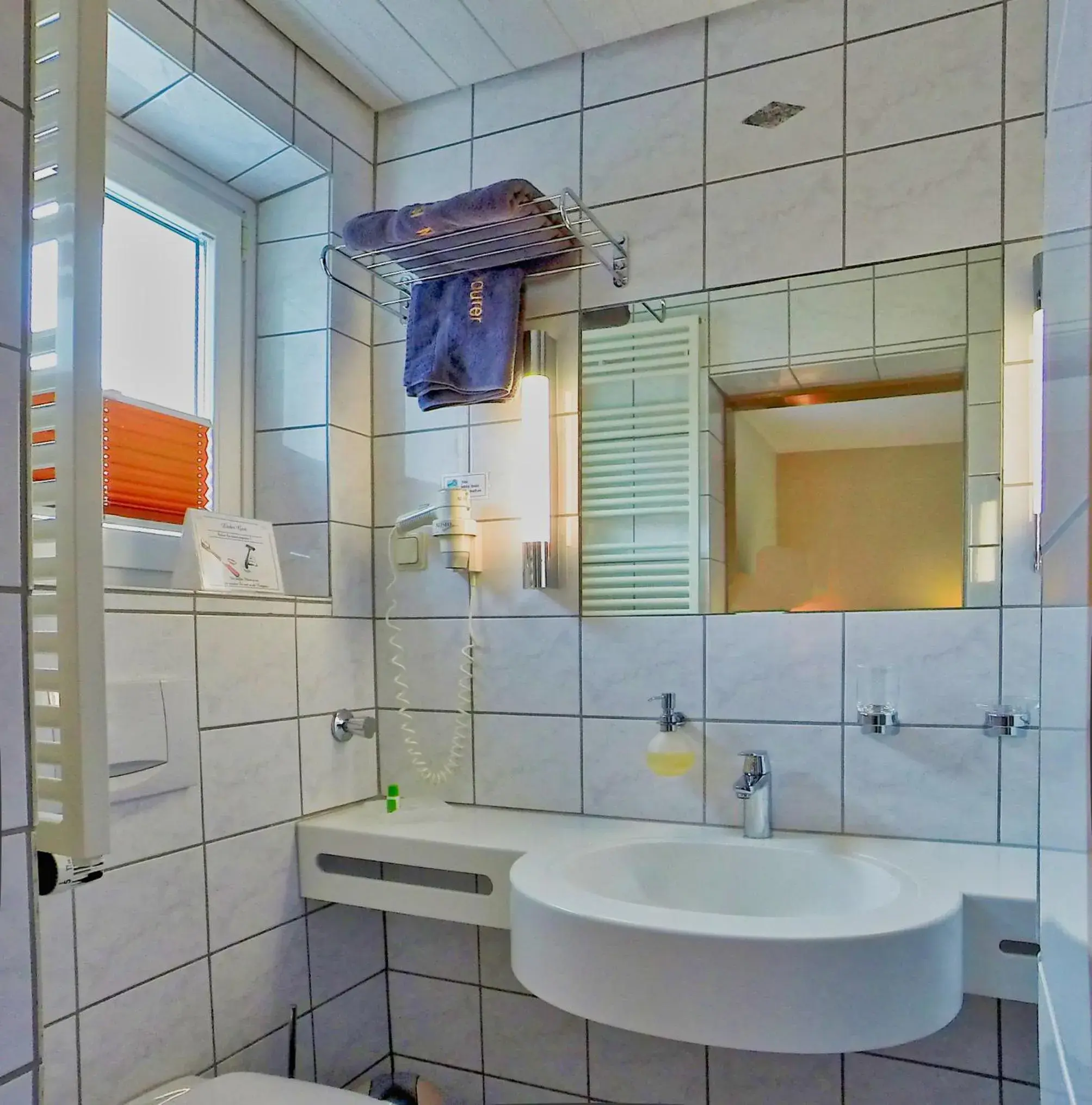 Shower, Bathroom in Hotel Maurer