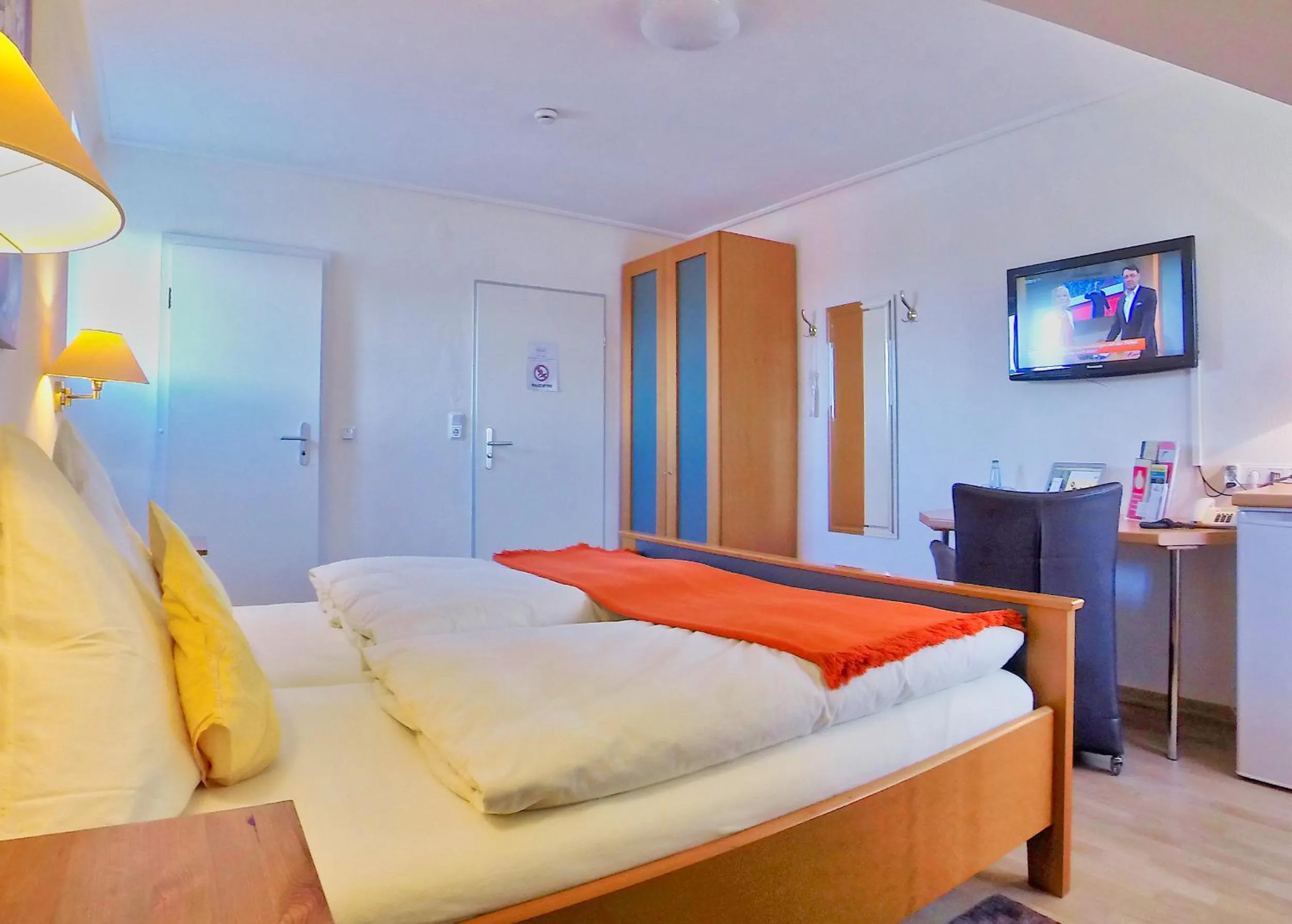 Photo of the whole room, Bed in Hotel Maurer