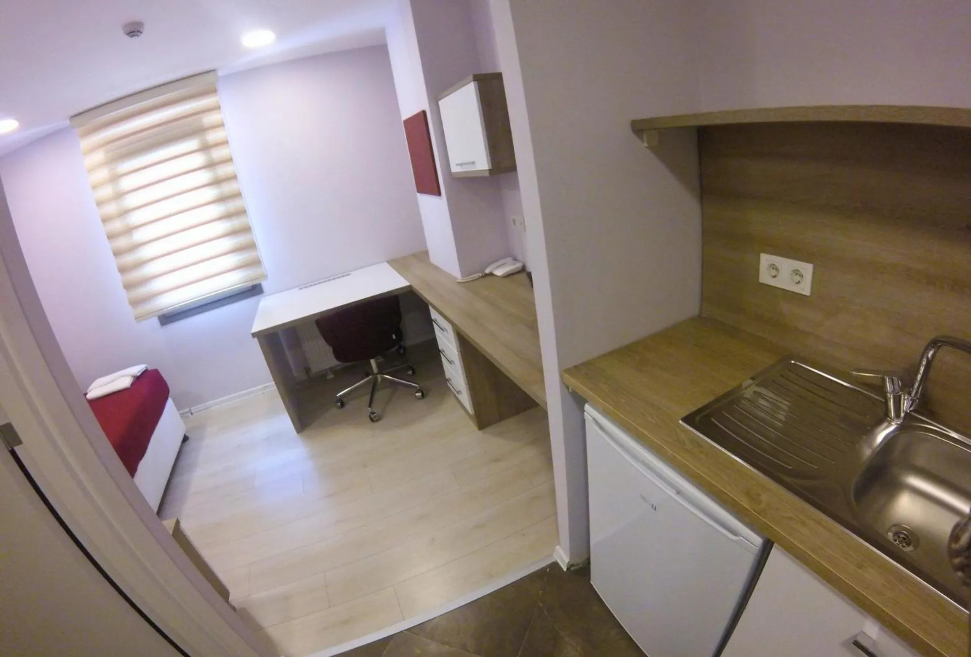 Kitchen or kitchenette in Uçar Royal Hotel ve Konferans Salonu