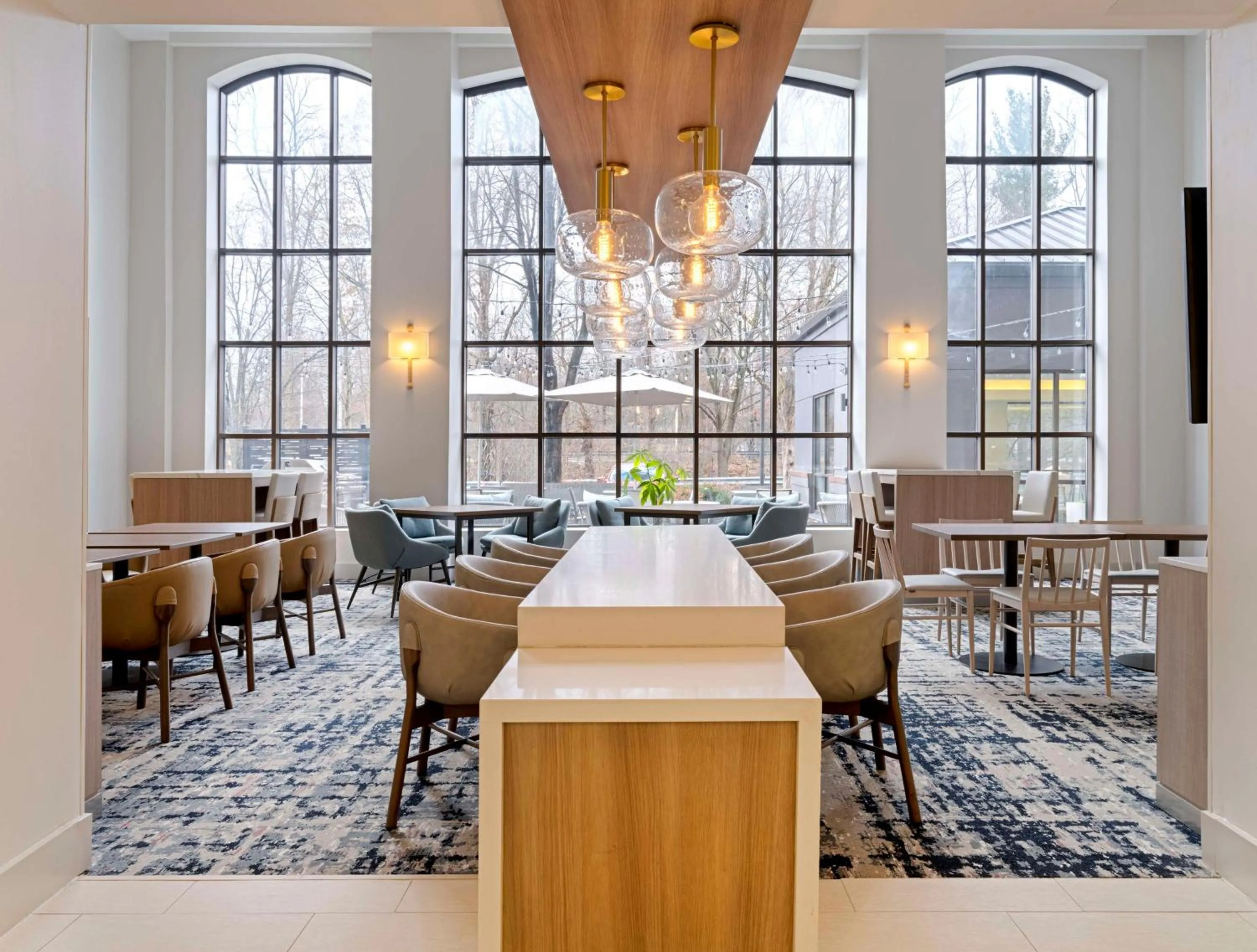 Communal lounge/ TV room in Homewood Suites by Hilton Parsippany-Troy Hills