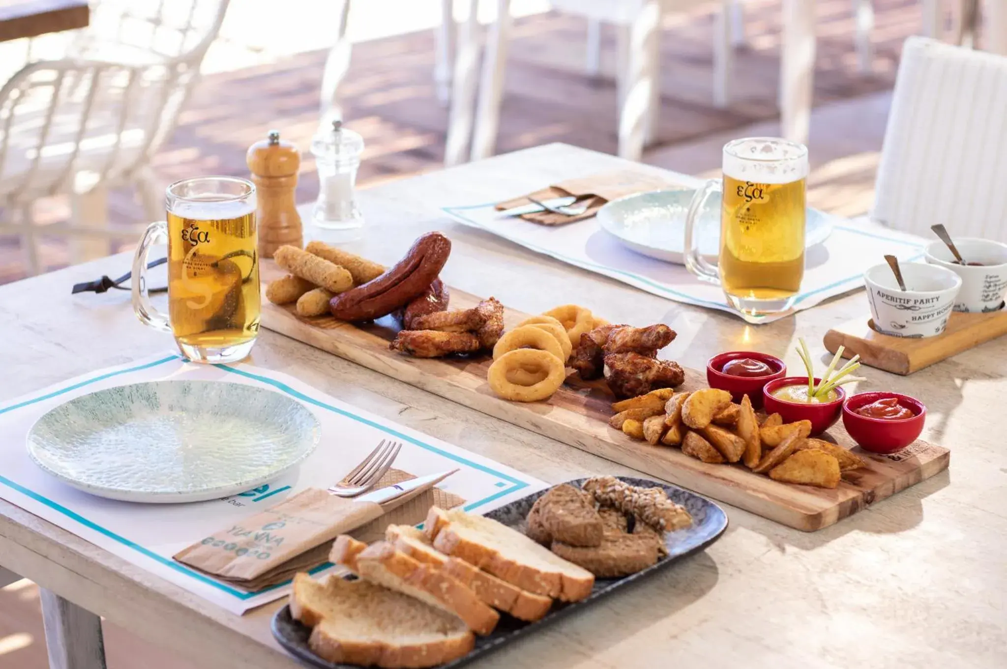 Restaurant/places to eat in Yianna Caravel Suites "by Checkin" adults only Restaurant/places to eat in Yianna Caravel Suites "by Checkin" adults only