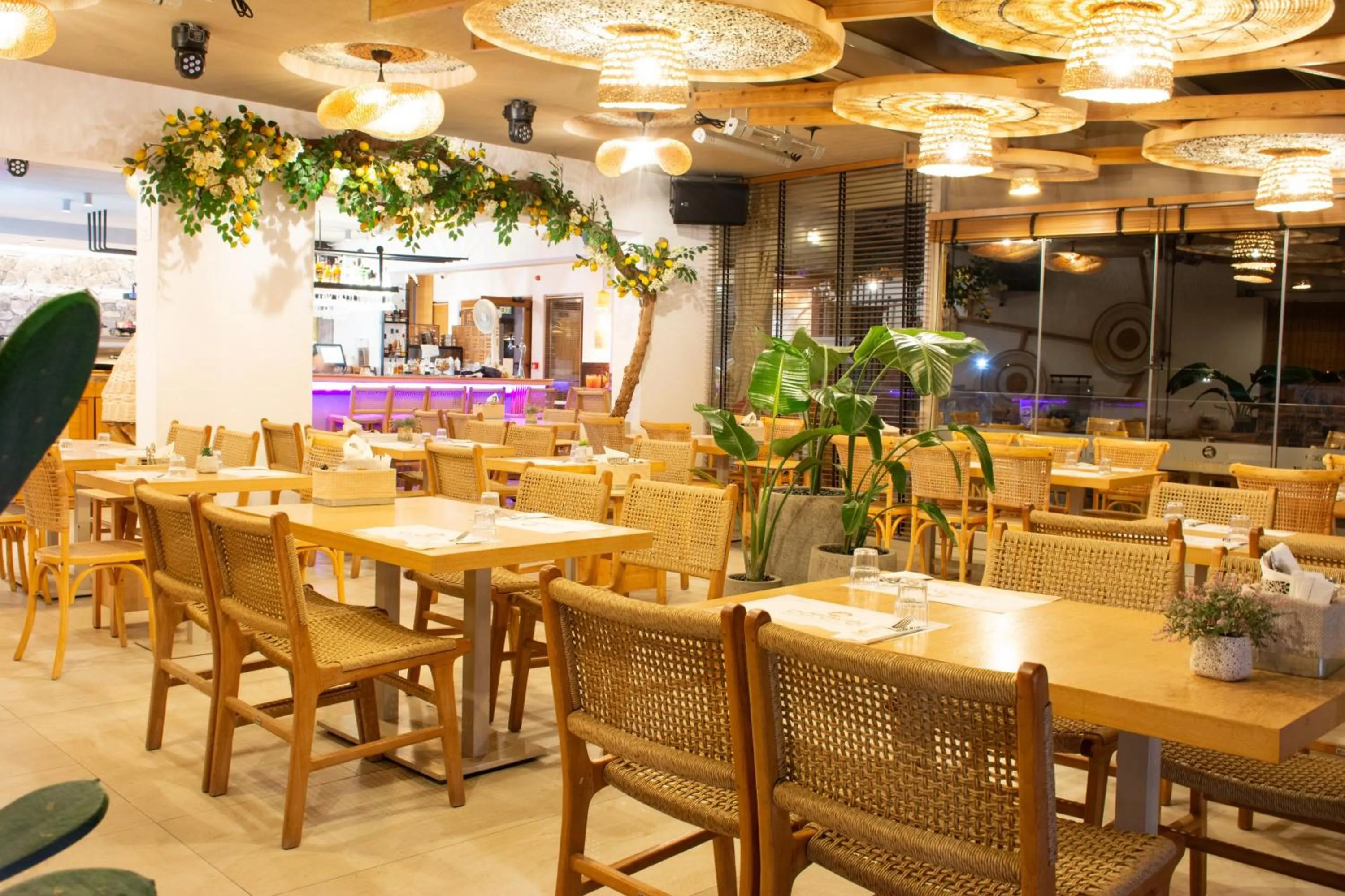 Restaurant/places to eat in Yianna Caravel Suites "by Checkin" adults only