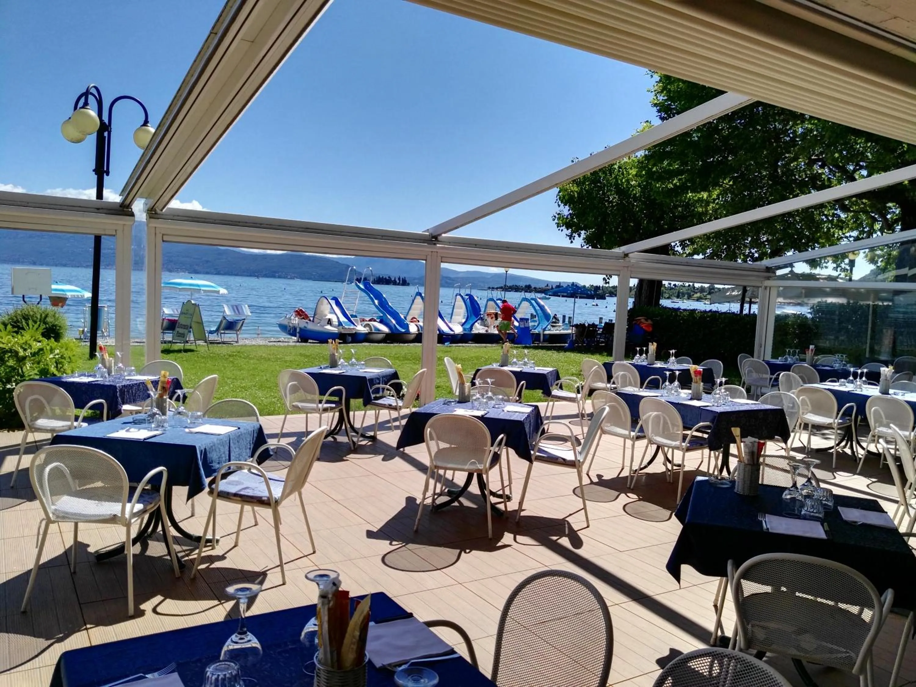 Restaurant/places to eat in Hotel La Romantica