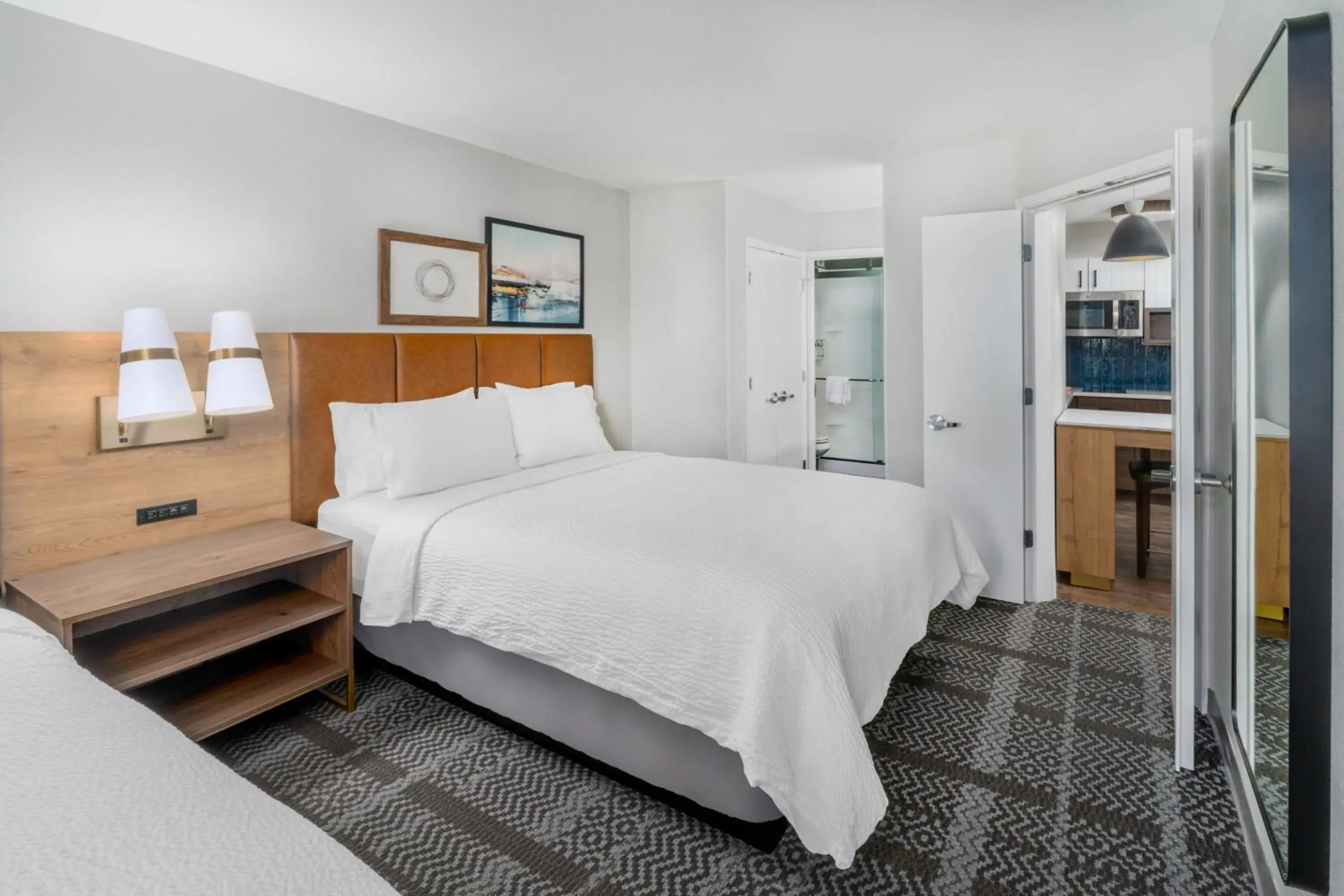 Bedroom, Bed in Staybridge Suites Denver - Cherry Creek by IHG Bedroom, Bed in Staybridge Suites Denver - Cherry Creek by IHG