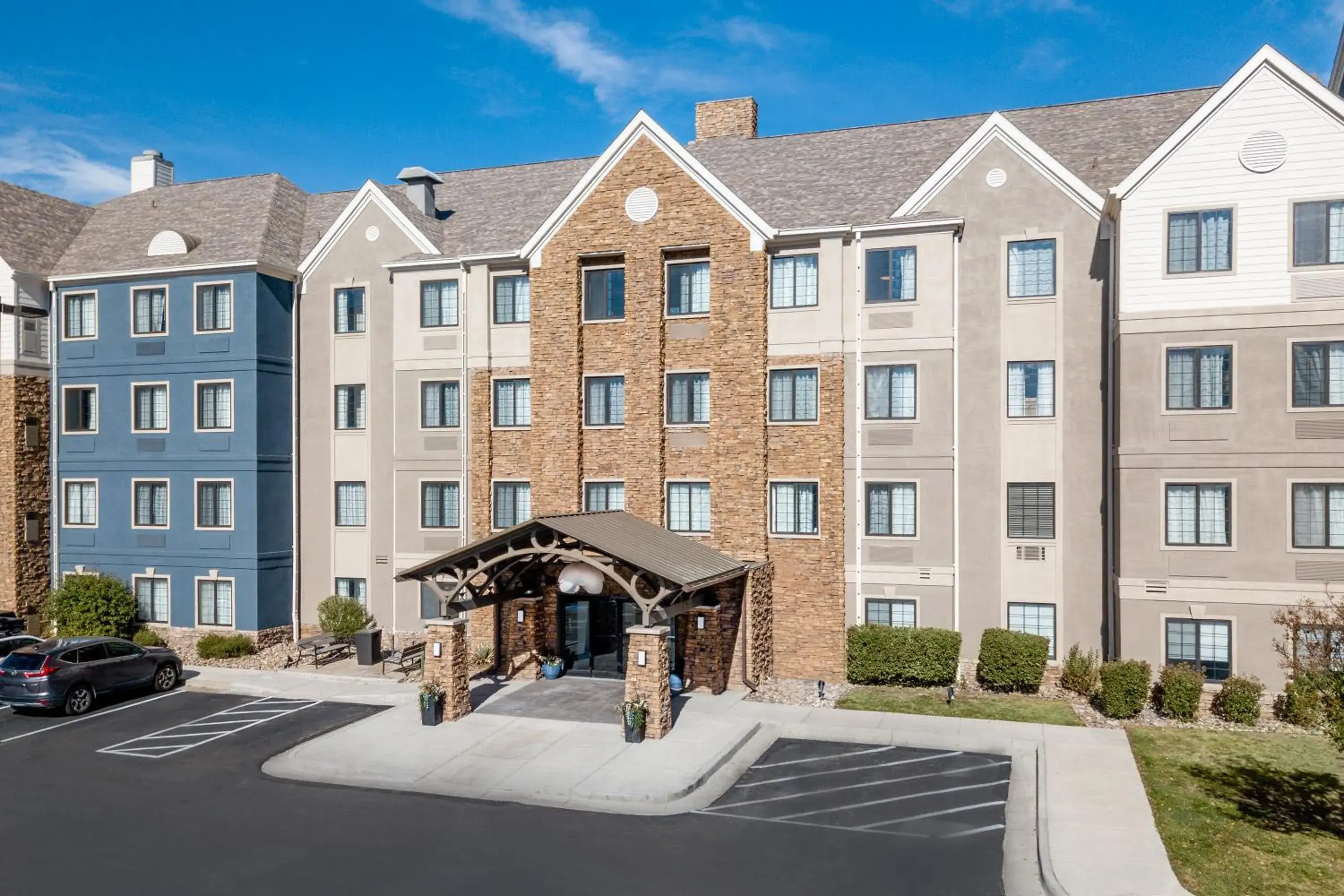 Property building in Staybridge Suites Denver - Cherry Creek by IHG Property building in Staybridge Suites Denver - Cherry Creek by IHG