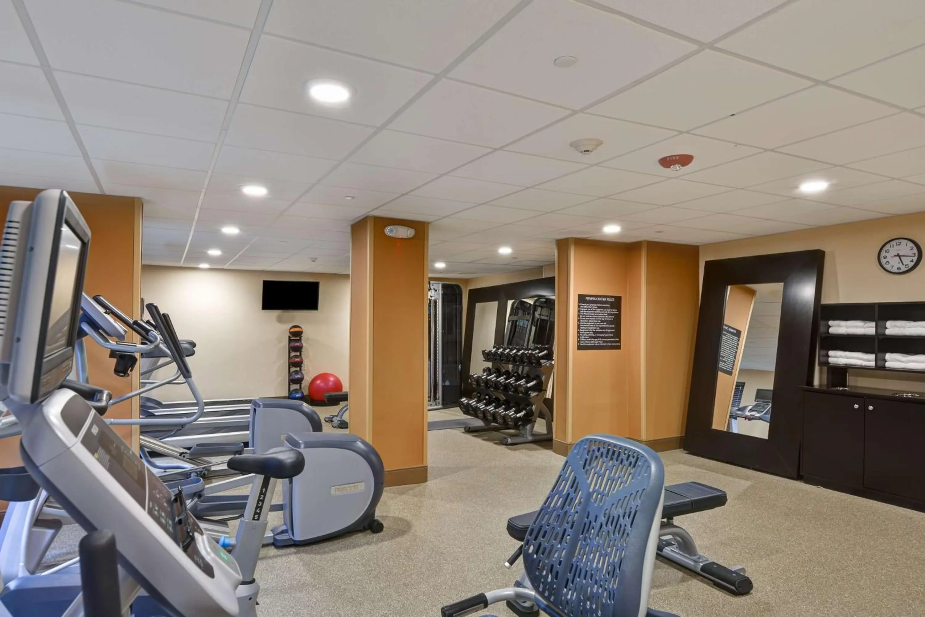 Fitness centre/facilities in Homewood Suites by Hilton Aurora Naperville