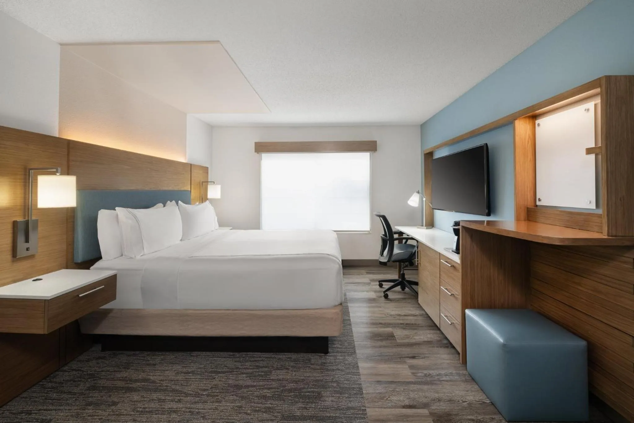 Photo of the whole room, Bed in EVEN Hotels Denver Tech Center-Englewood by IHG