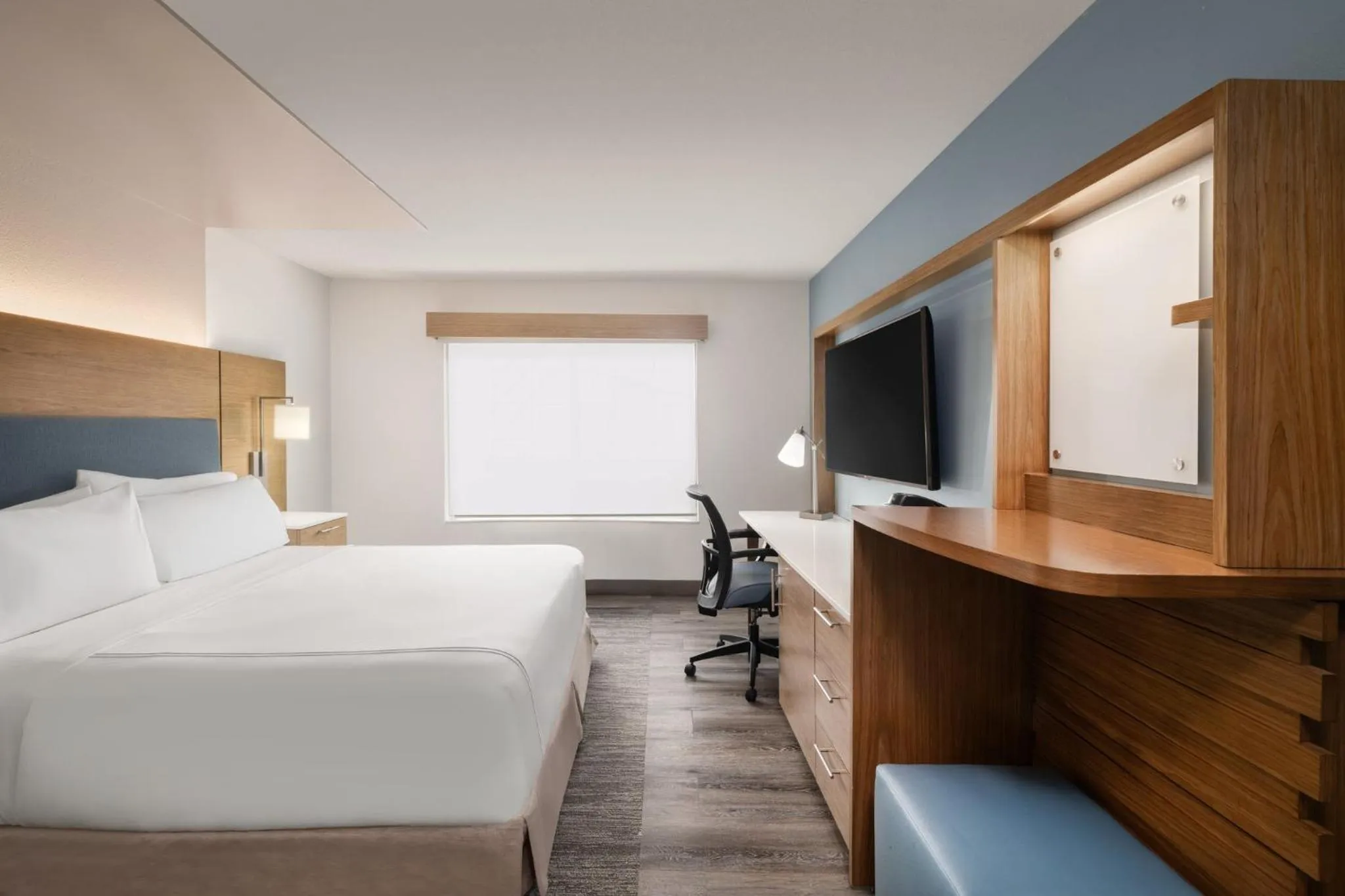 Photo of the whole room, Bed in EVEN Hotels Denver Tech Center-Englewood by IHG