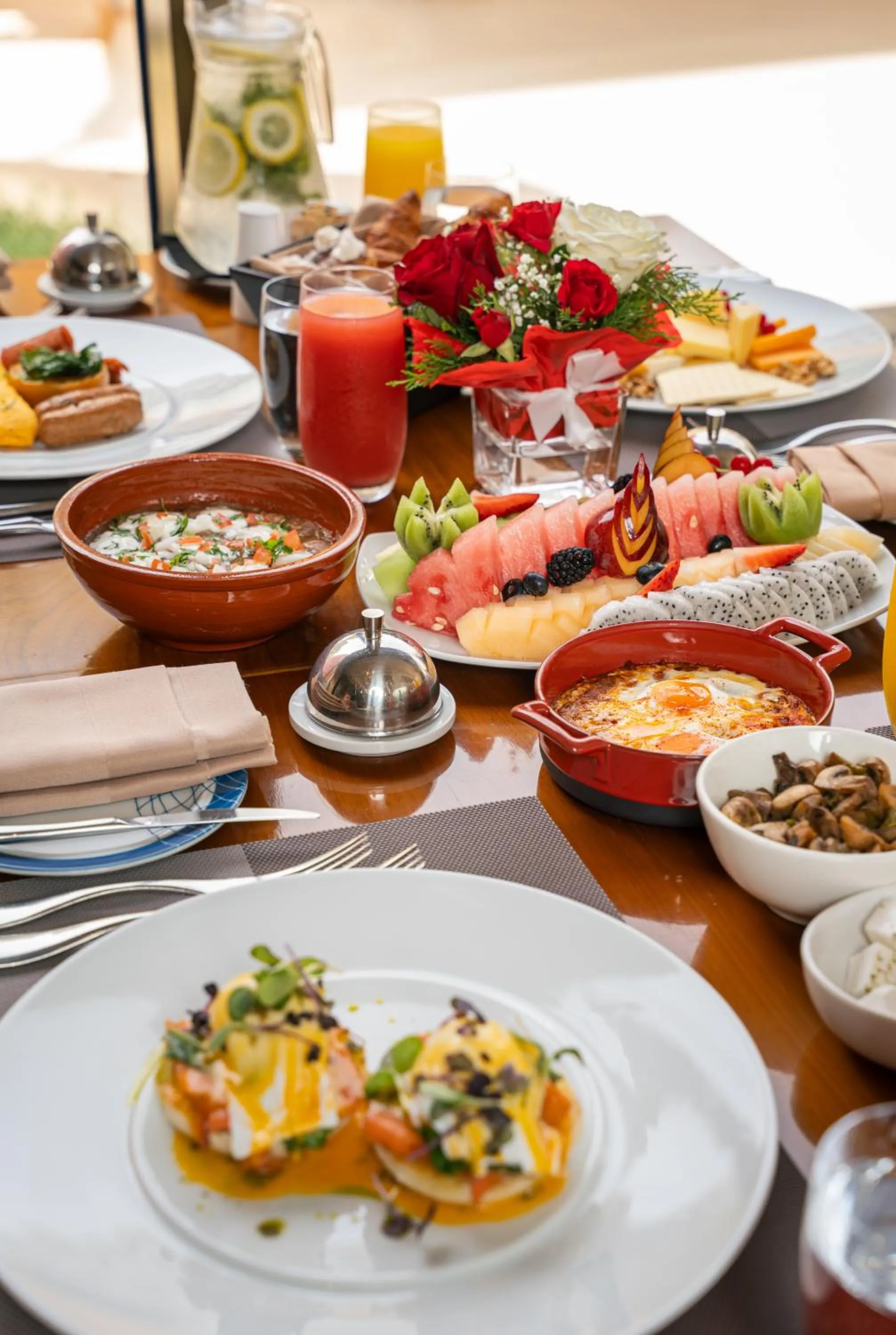 Food and drinks in Sheraton Oman Hotel