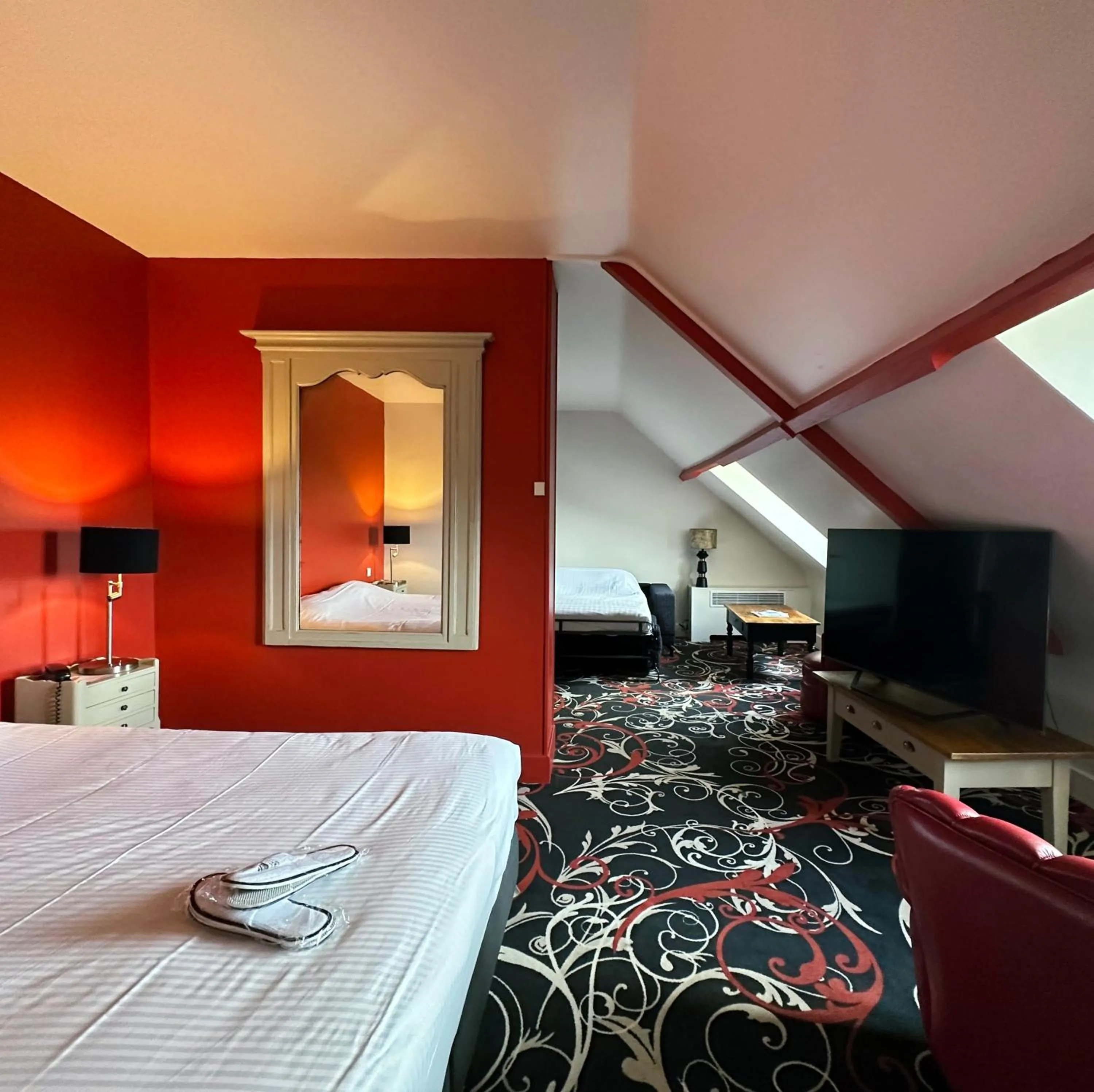 Photo of the whole room, Bed in Domaine De La Corniche