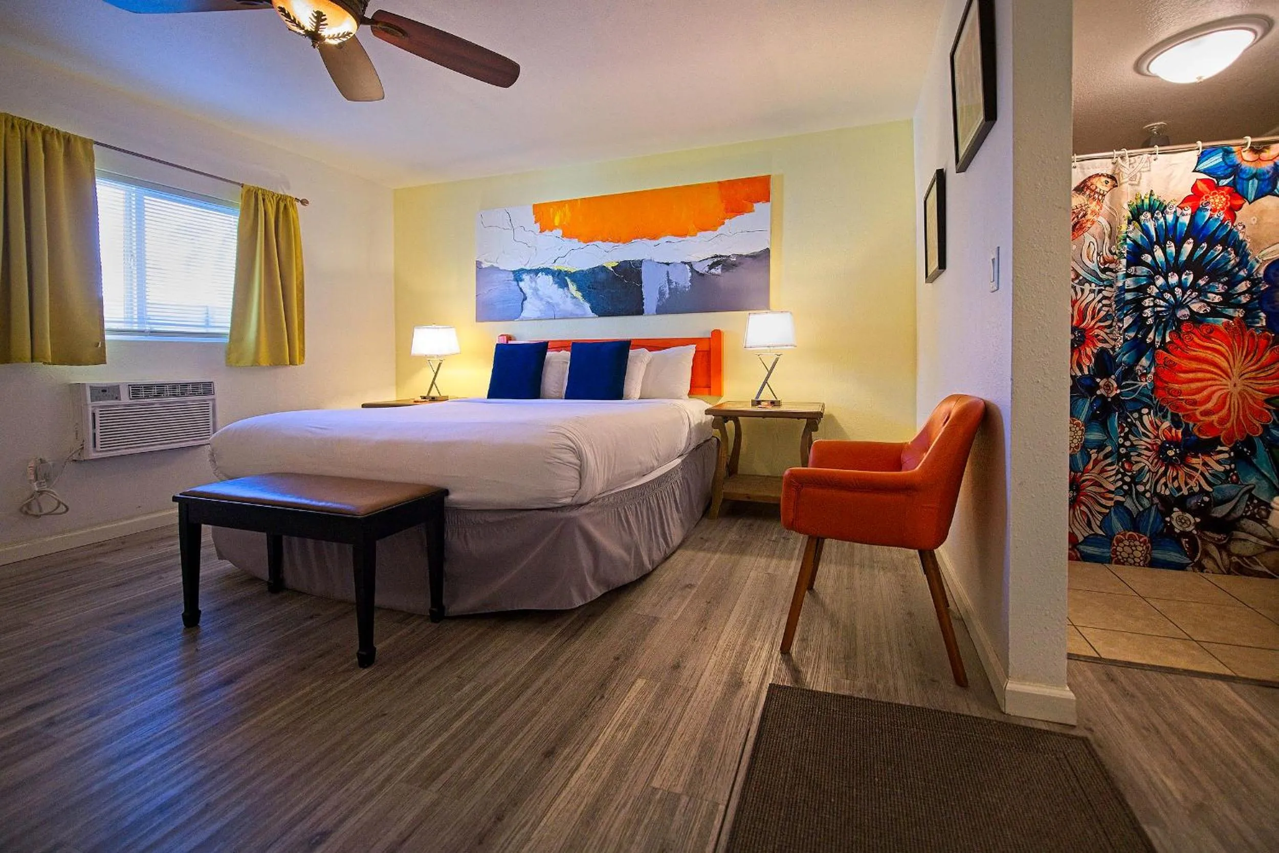 Bedroom, Bed in Inn at Palm Springs