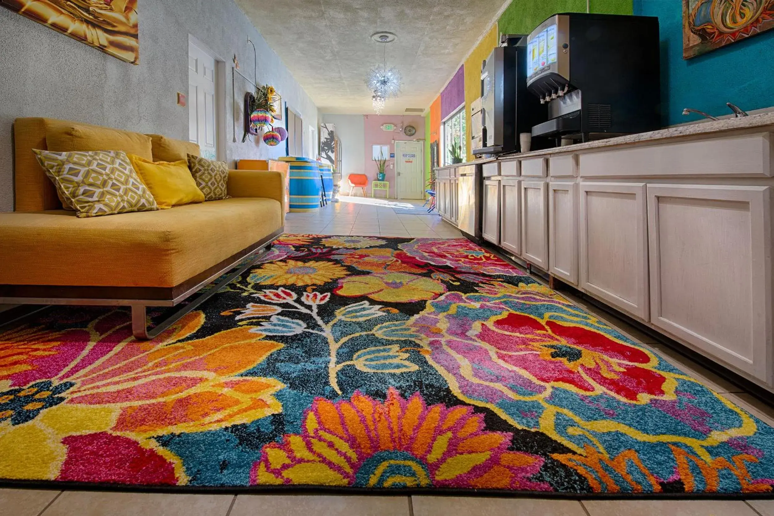 Property building in Inn at Palm Springs Property building in Inn at Palm Springs