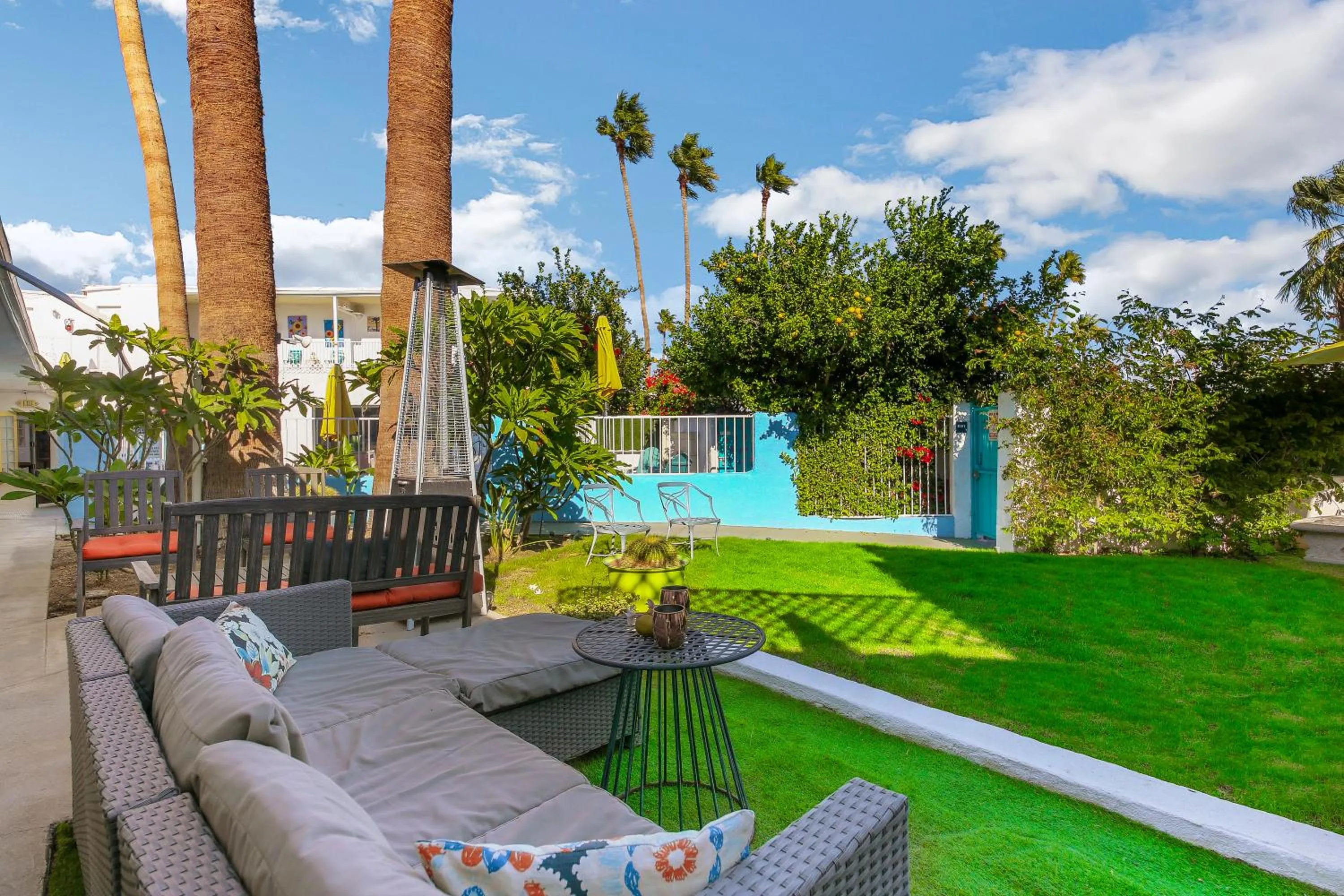 Garden in Inn at Palm Springs