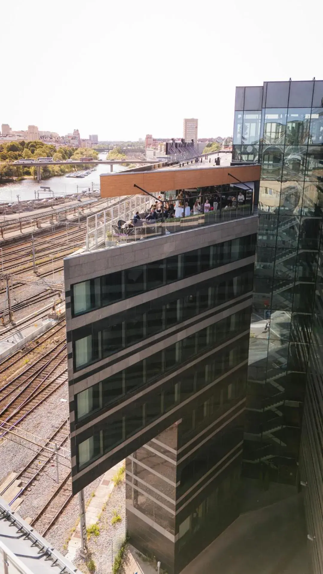 Restaurant/places to eat in Clarion Hotel Sign Restaurant/places to eat in Clarion Hotel Sign