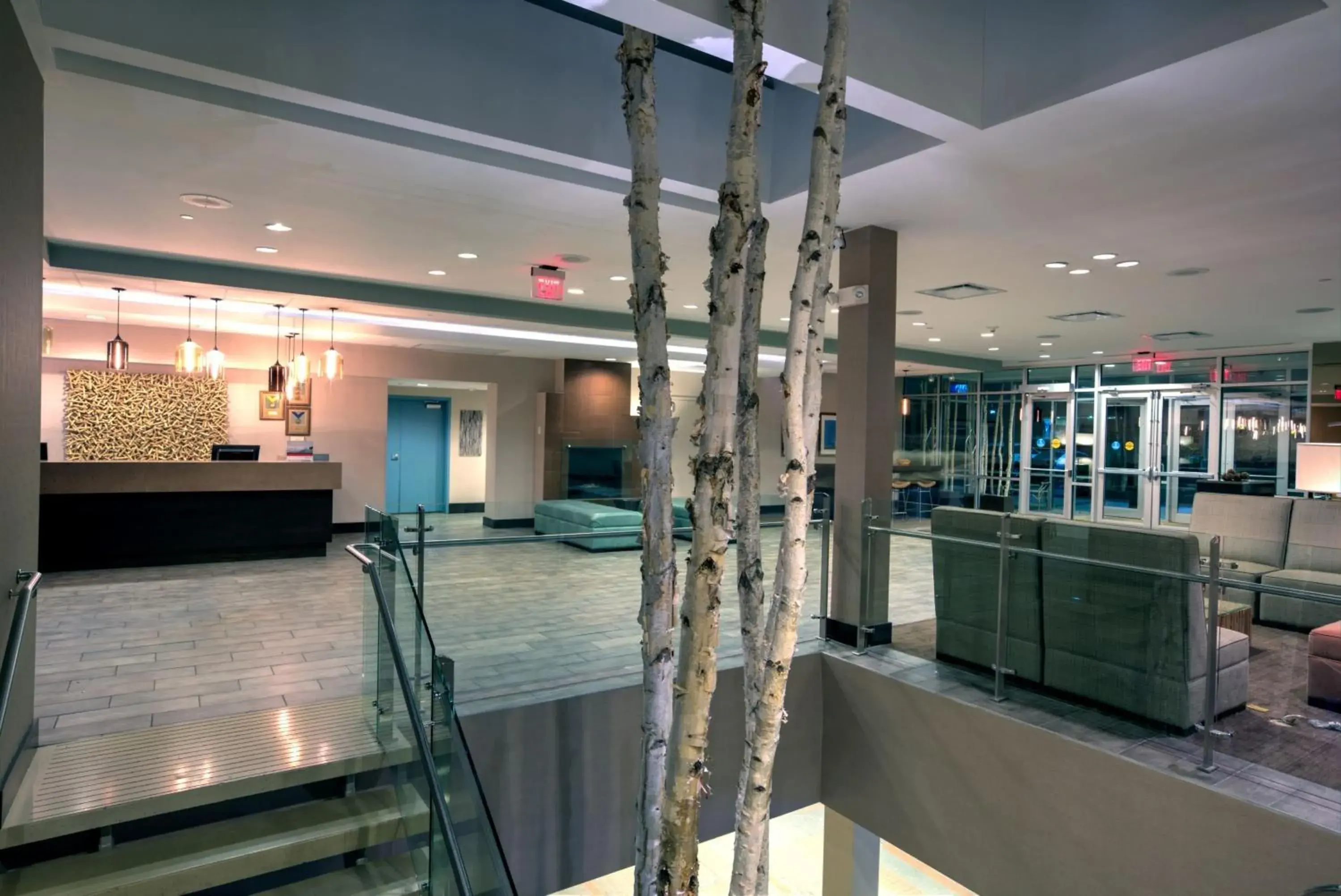 Property building in Crowne Plaza Hotel Glen Ellyn/Lombard by IHG Property building in Crowne Plaza Hotel Glen Ellyn/Lombard by IHG