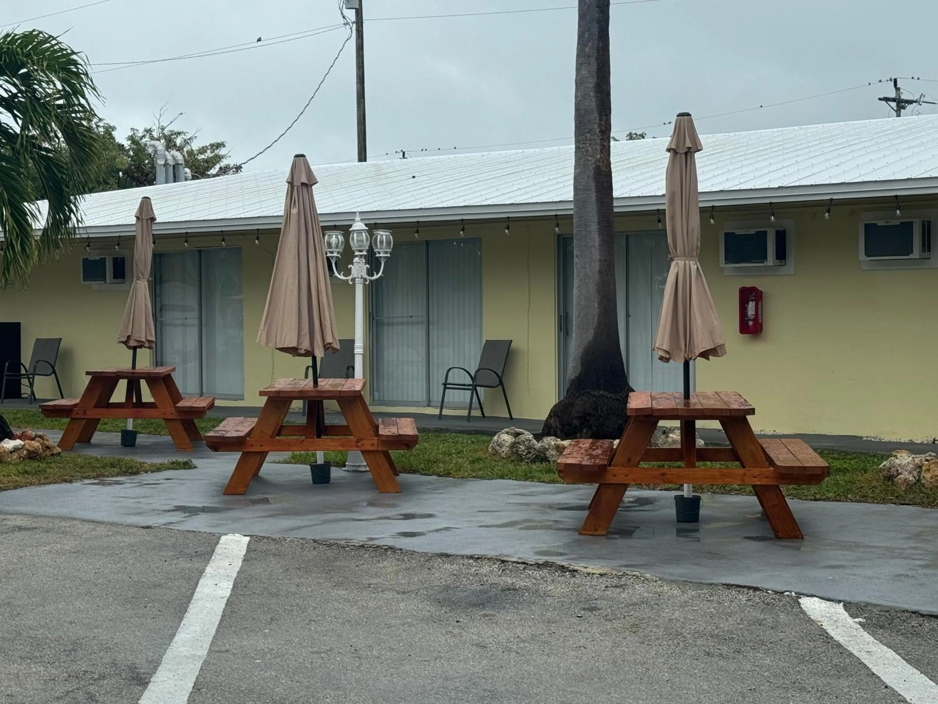 Patio in Sea Dell Motel - Marathon