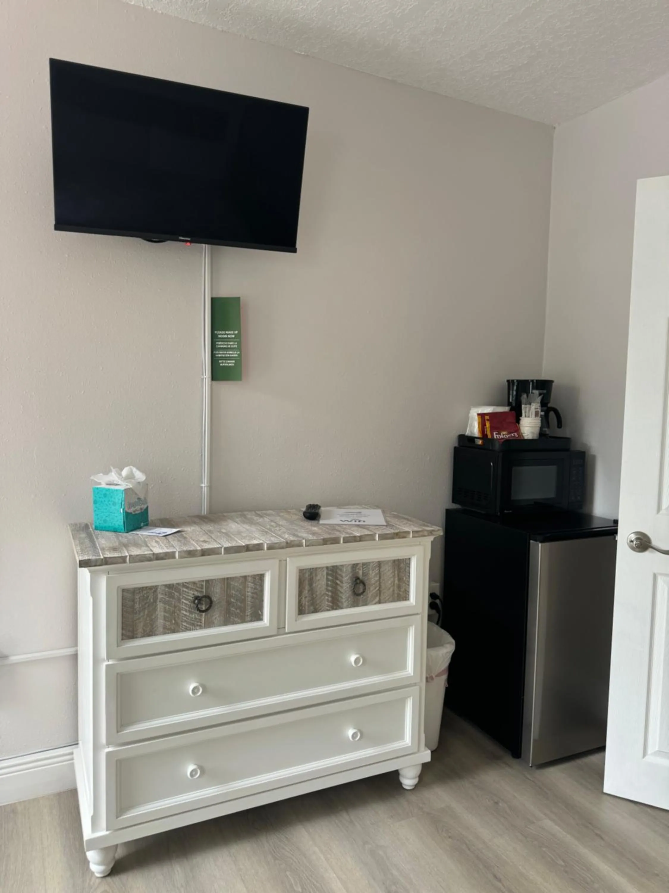 TV and multimedia in Sea Dell Motel - Marathon