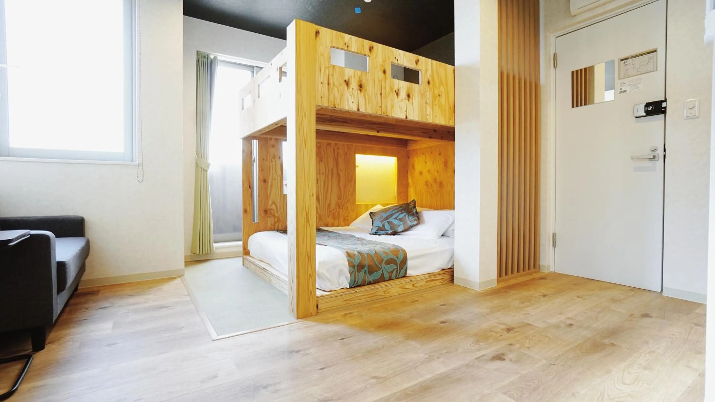 Bedroom in Poly Hostel Osaka