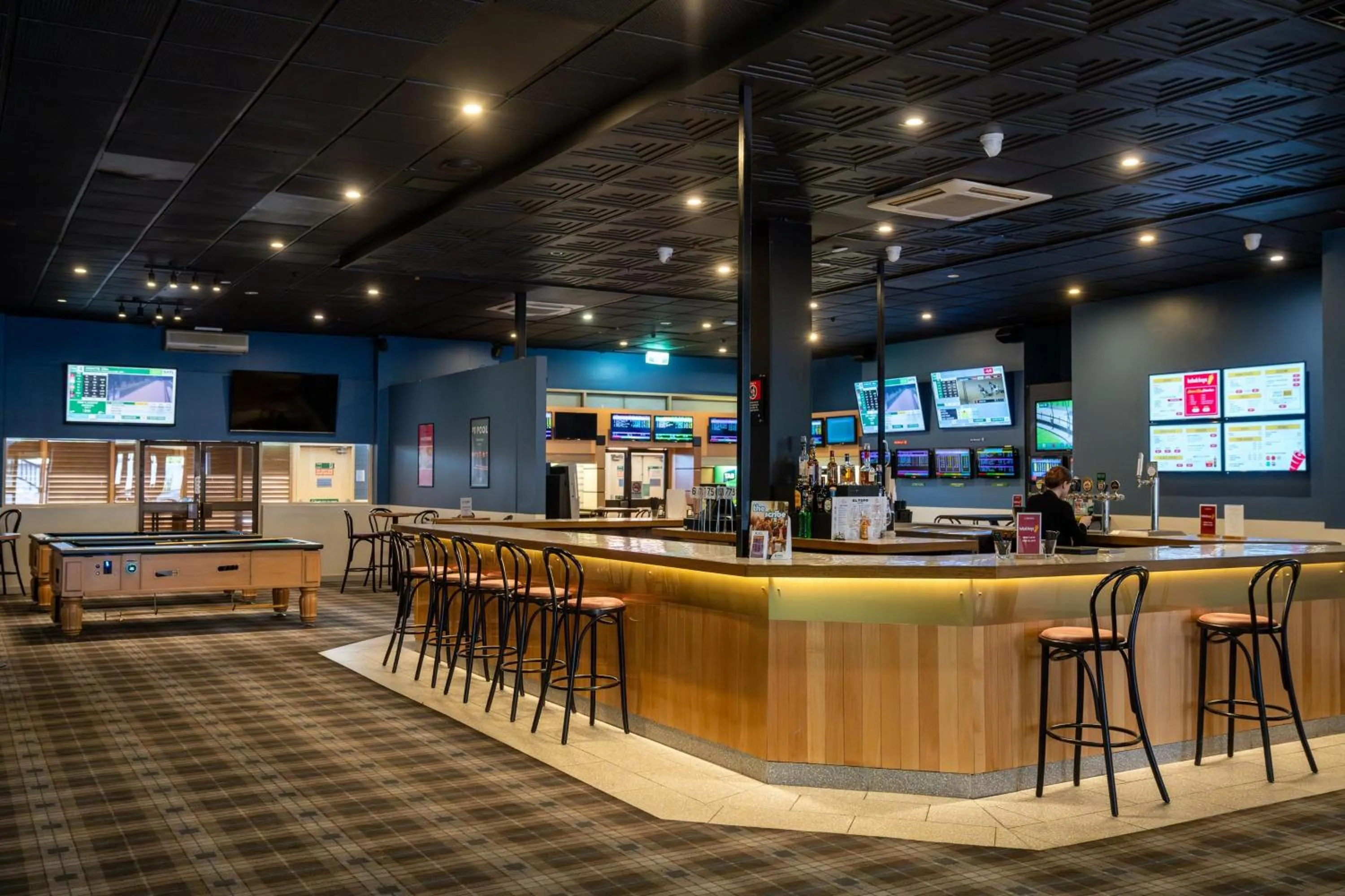 Restaurant/places to eat in El Toro Motel