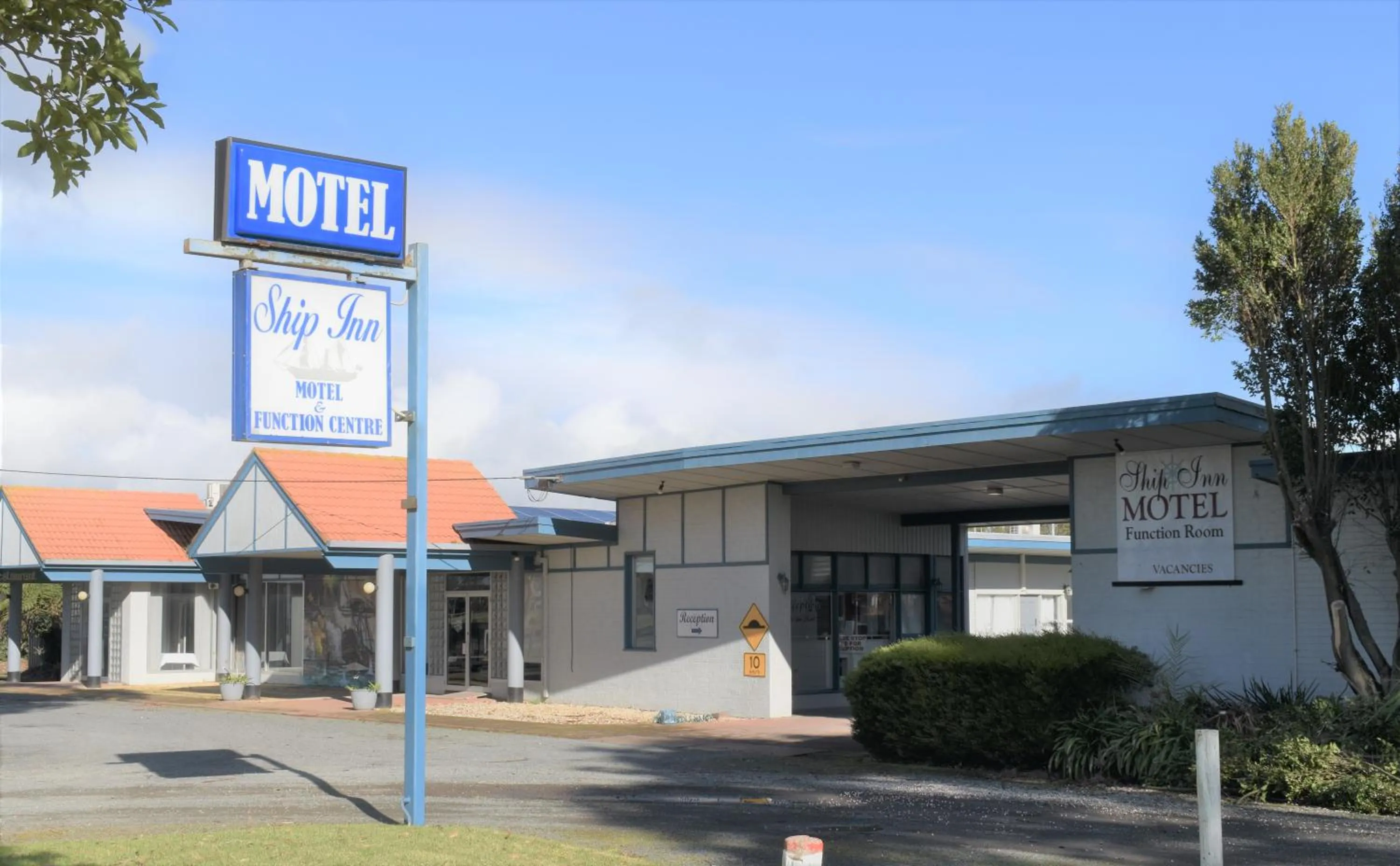 Property building in Ship Inn Motel Yarram