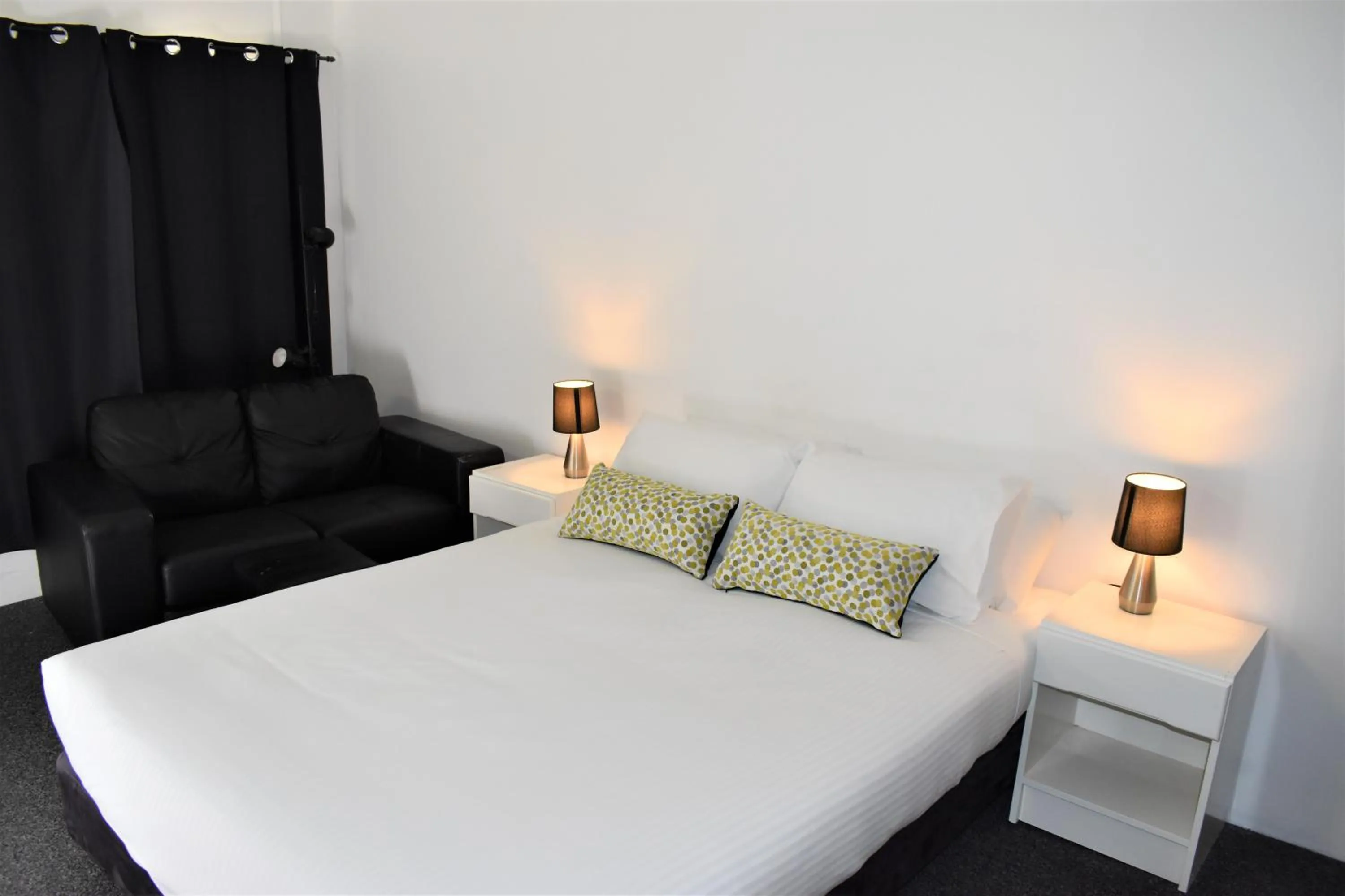 Bed in Ship Inn Motel Yarram