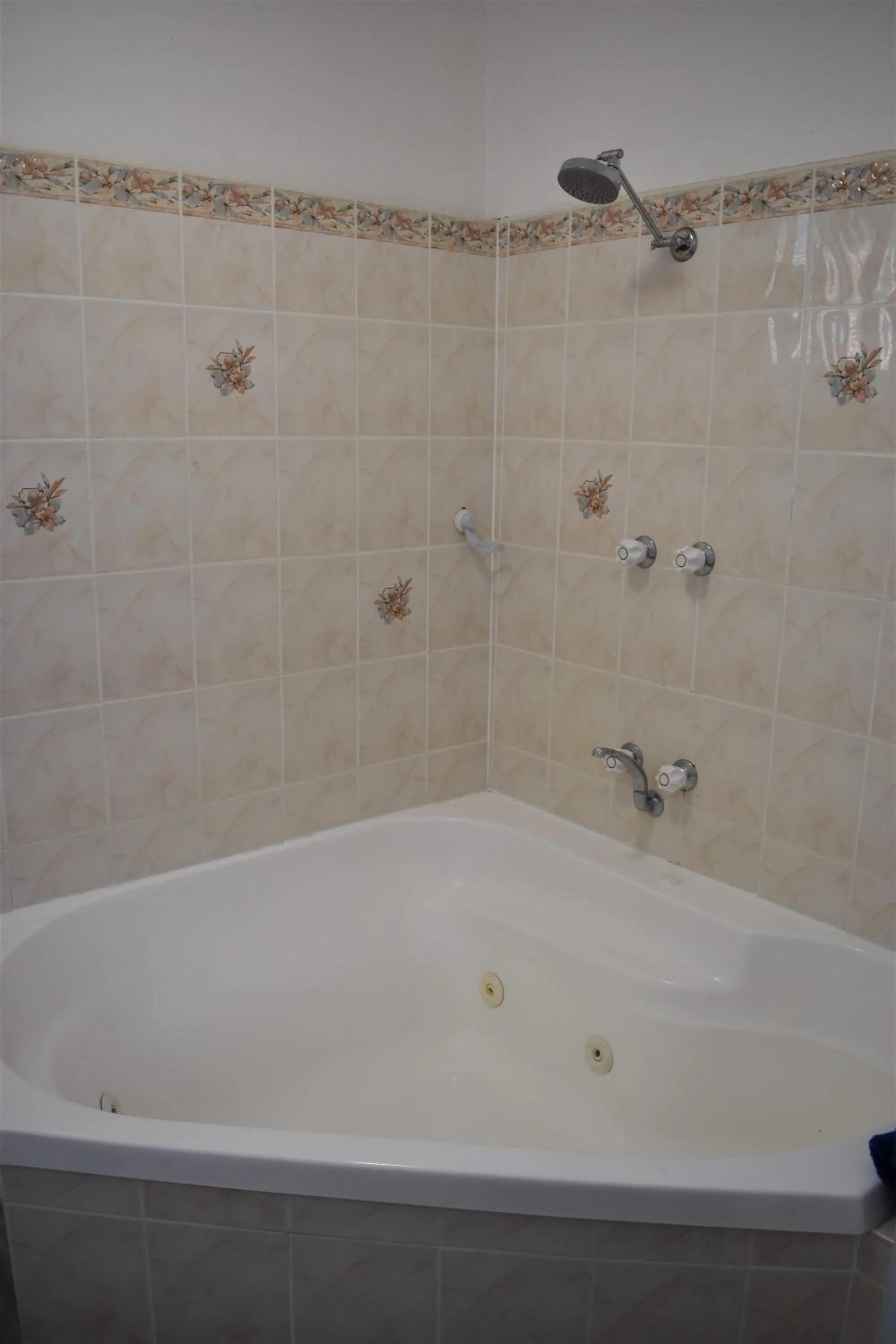 Spa and wellness centre/facilities in Ship Inn Motel Yarram